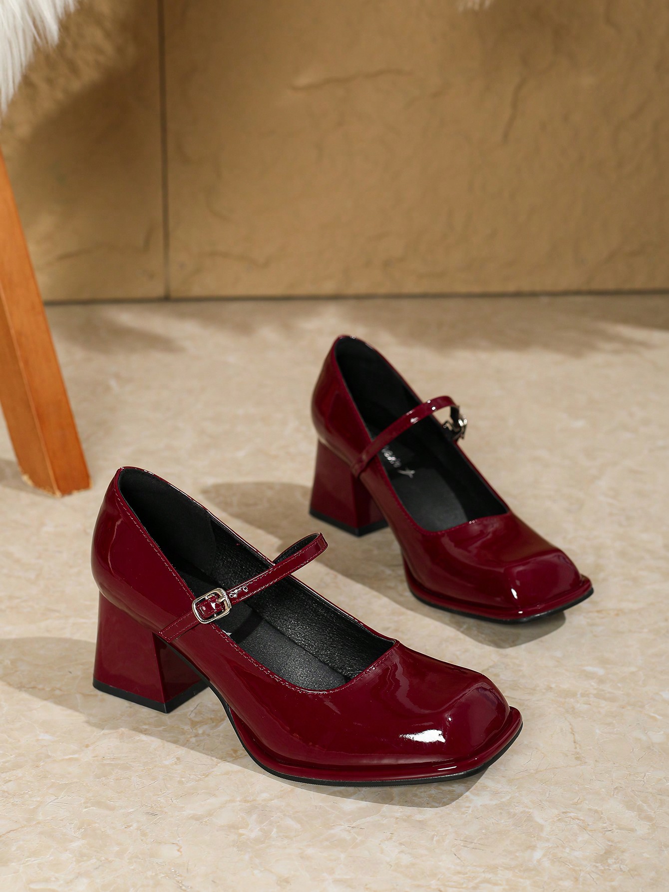 In Burgundy Women Pumps