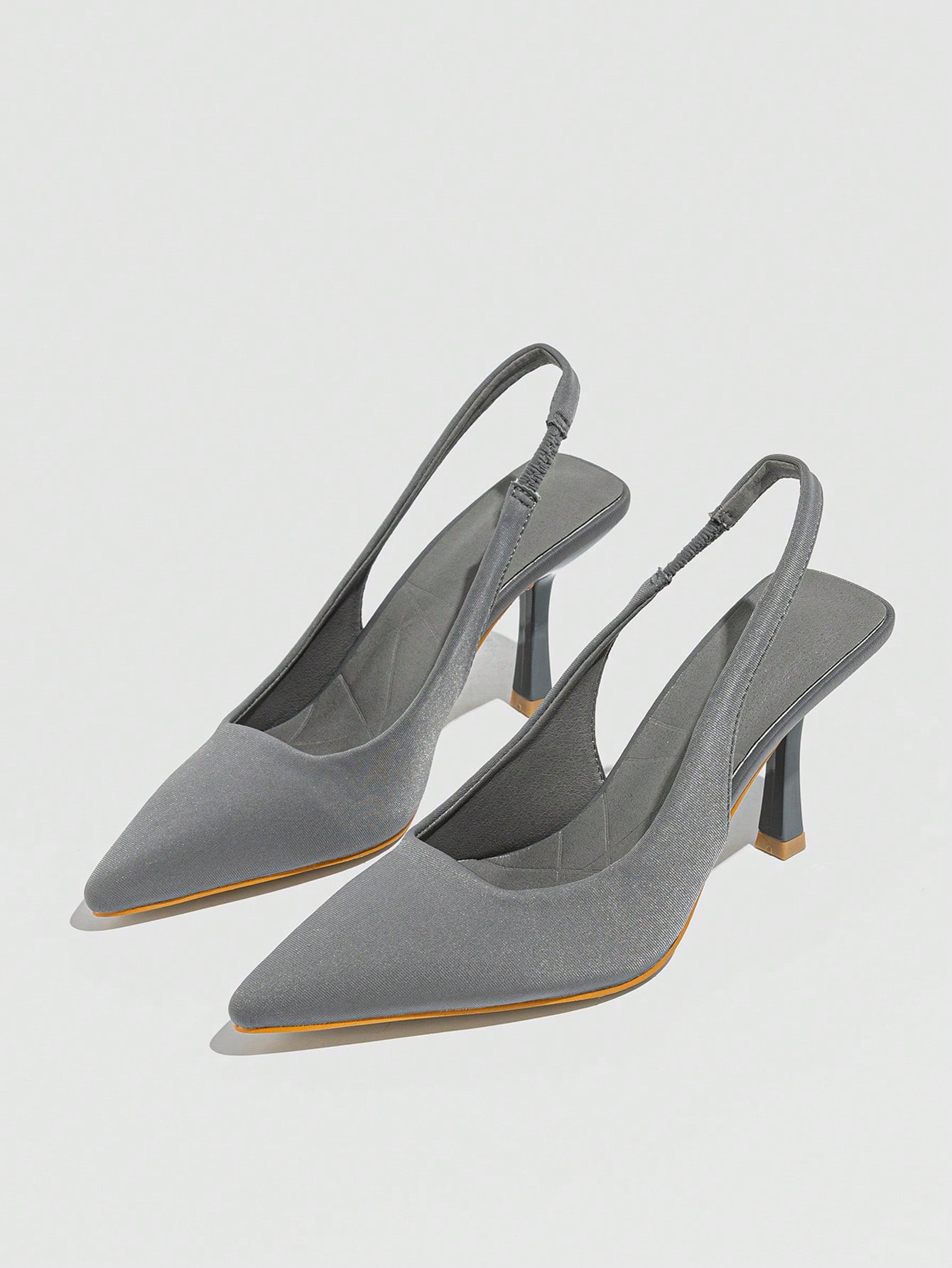 In Grey Women Pumps