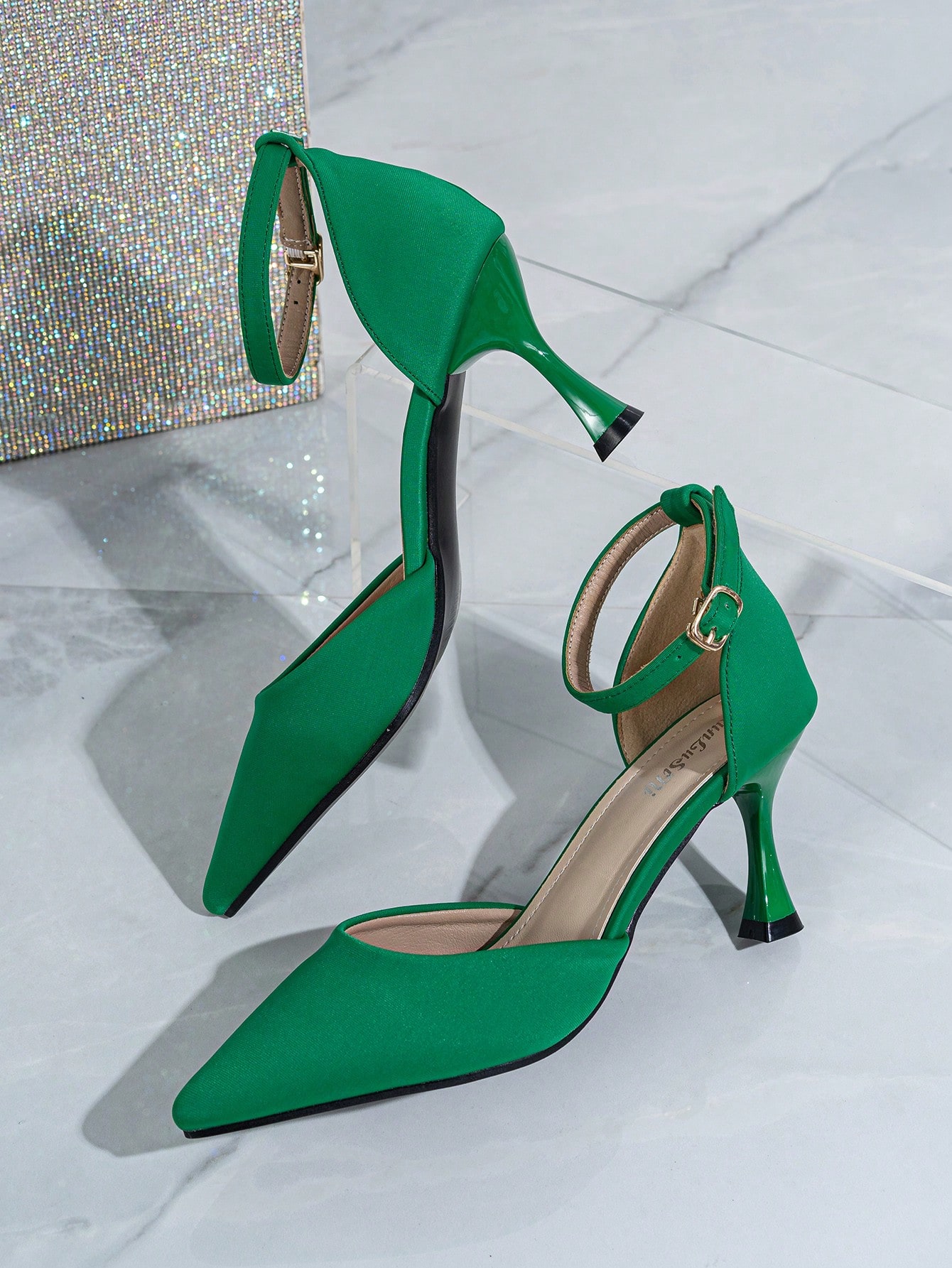 In Green Women Pumps