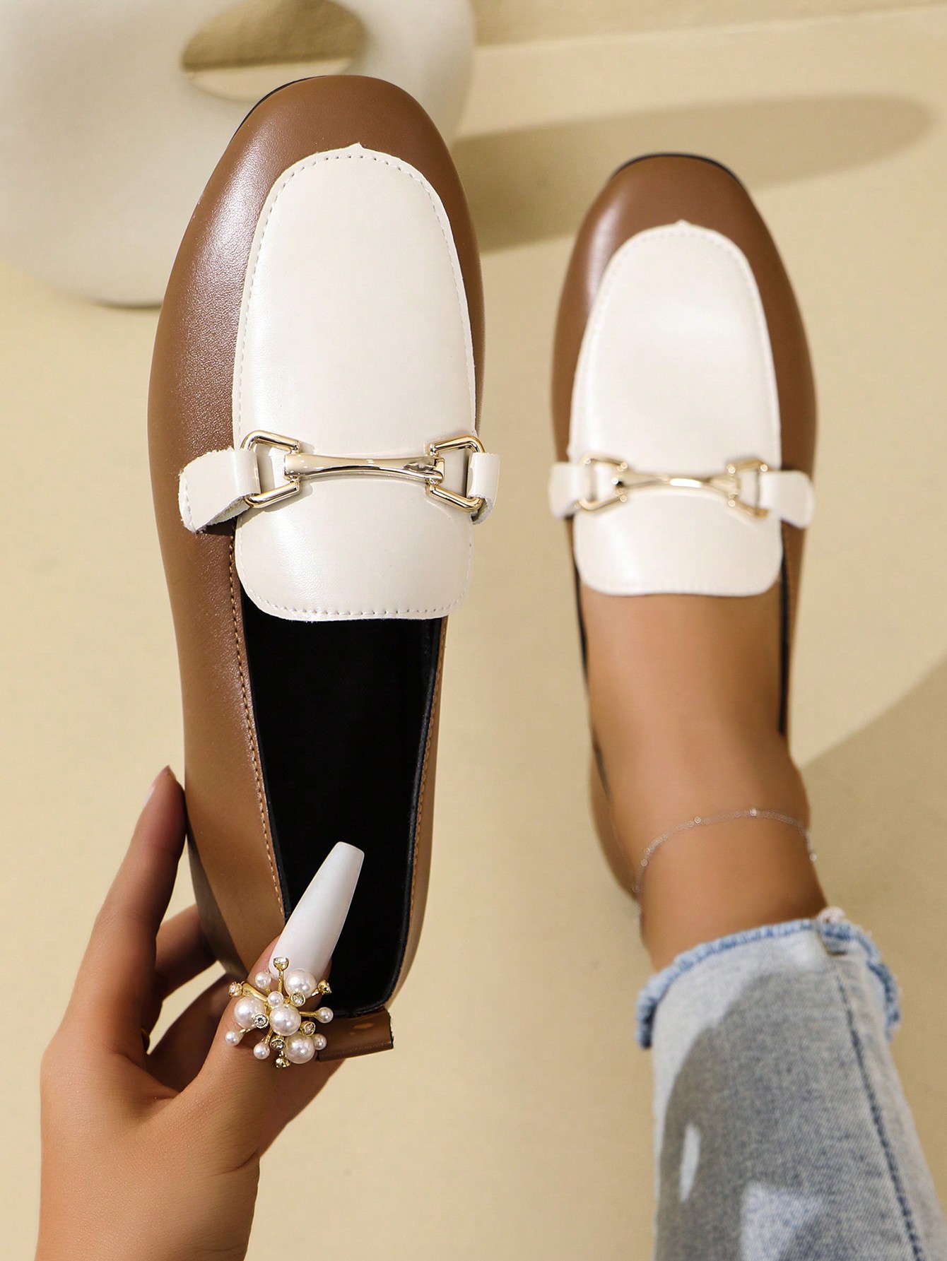 In Black and White Women Flats