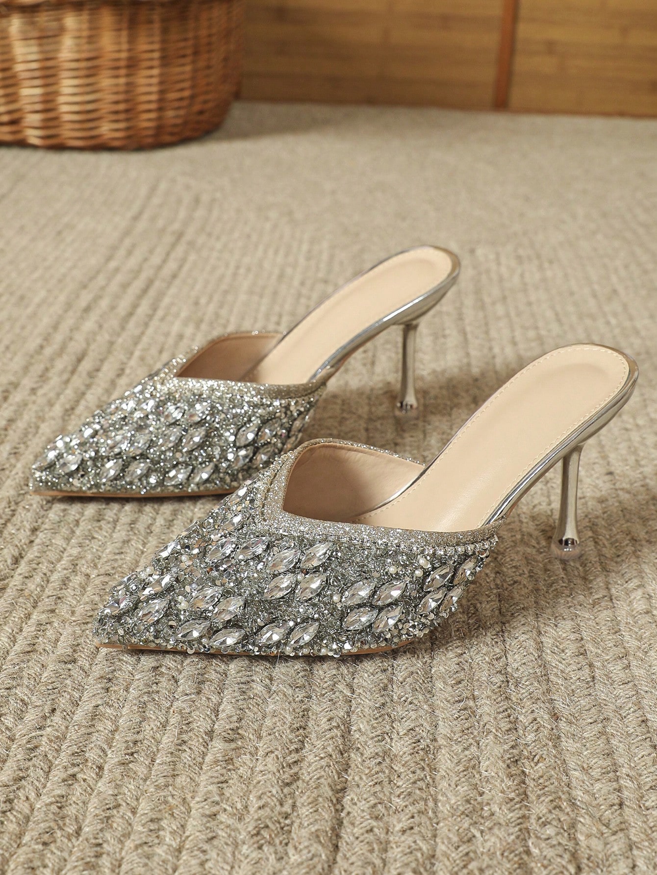 In Silver Women Pumps