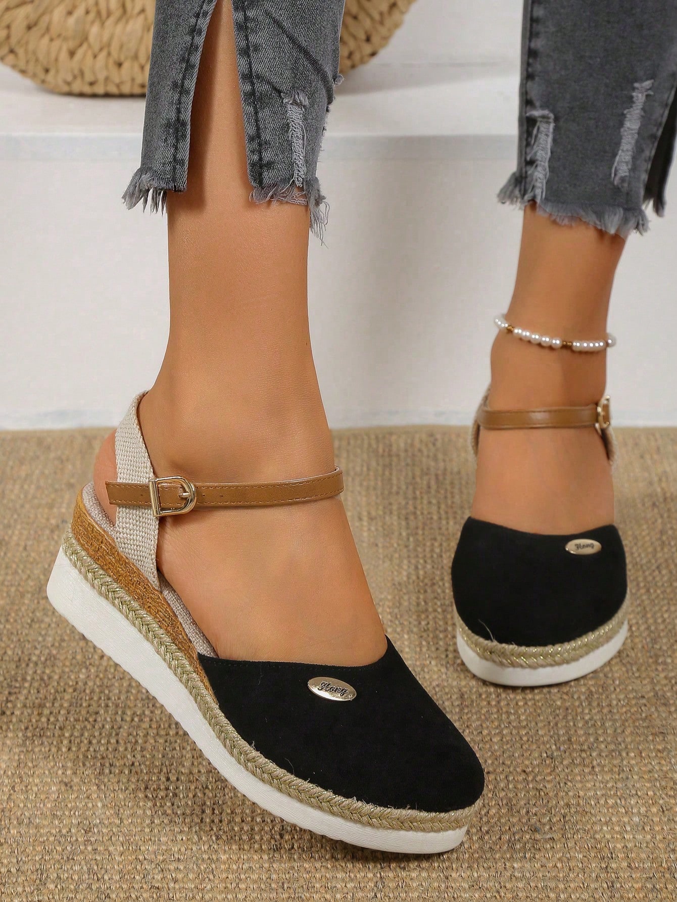 In Black Women Wedges & Flatform