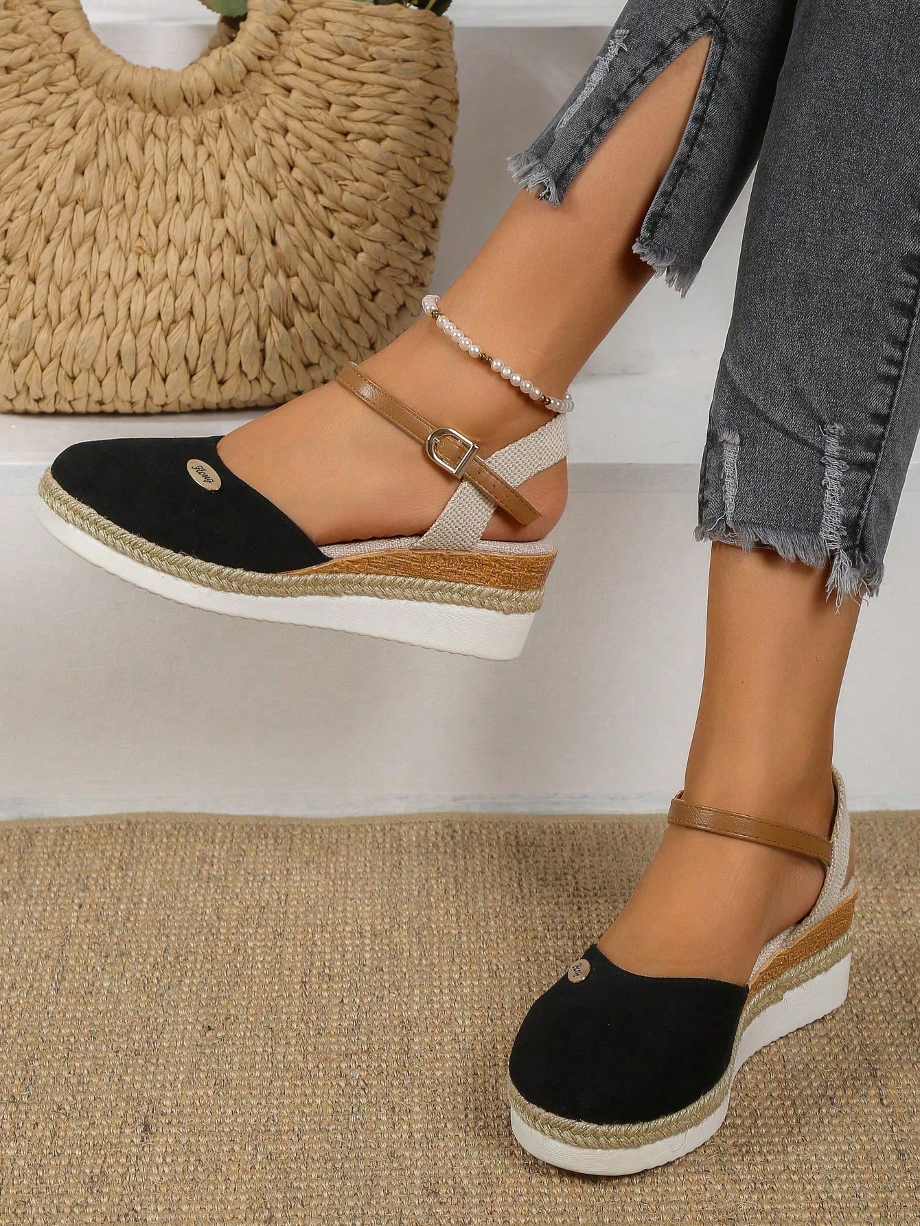 In Black Women Wedges & Flatform