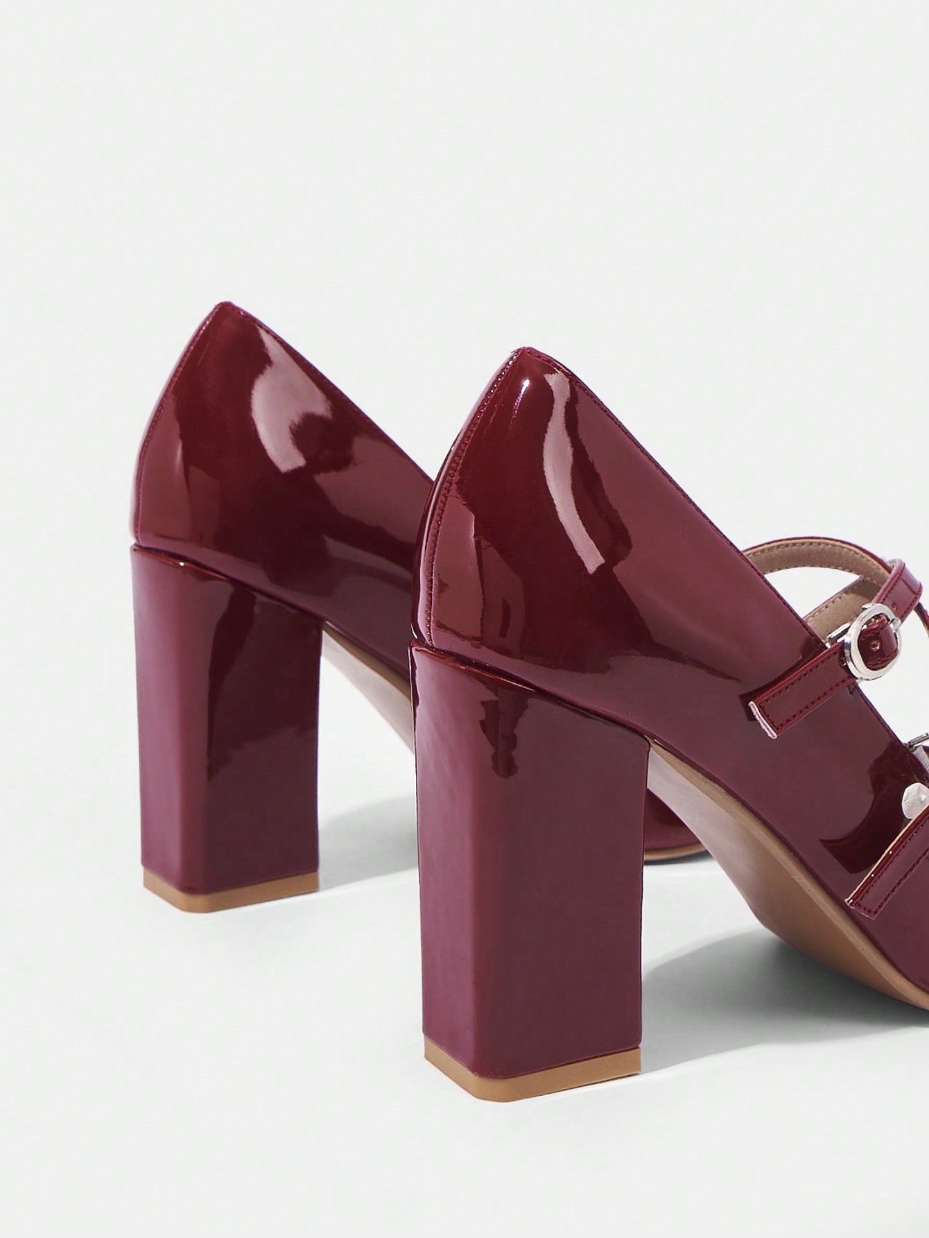 In Burgundy Women Pumps