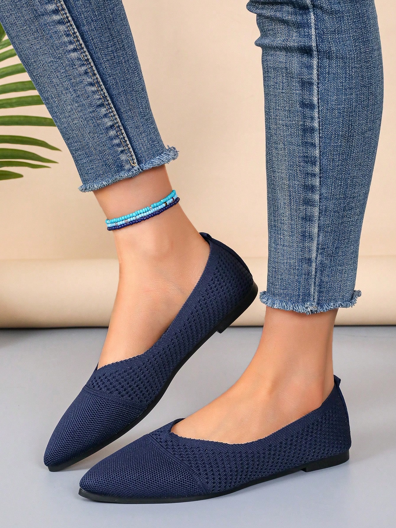 Women Flats Below $9.99