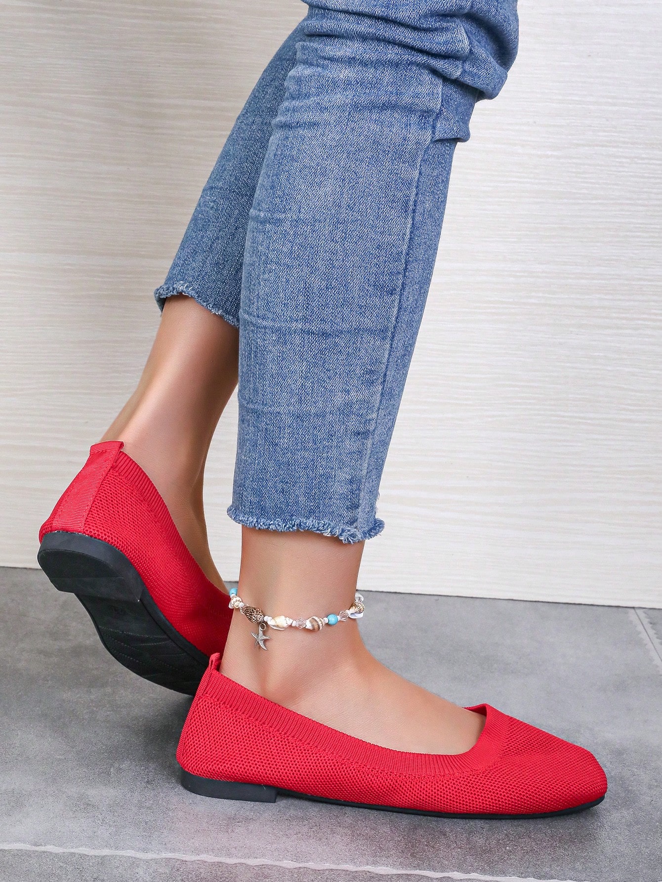 Women Flats Below $9.99