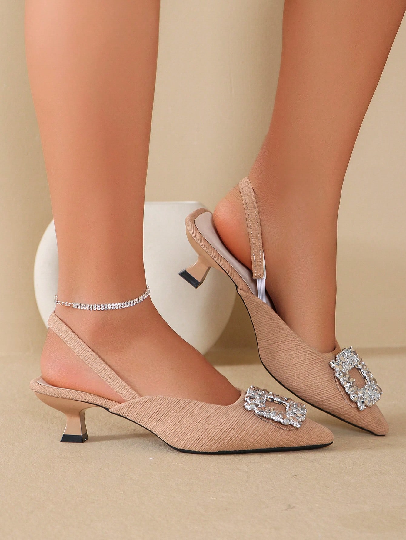 In Dusty Pink Women Pumps