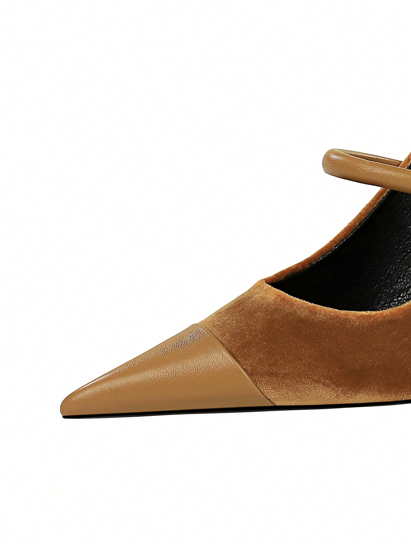 In Camel Women Pumps