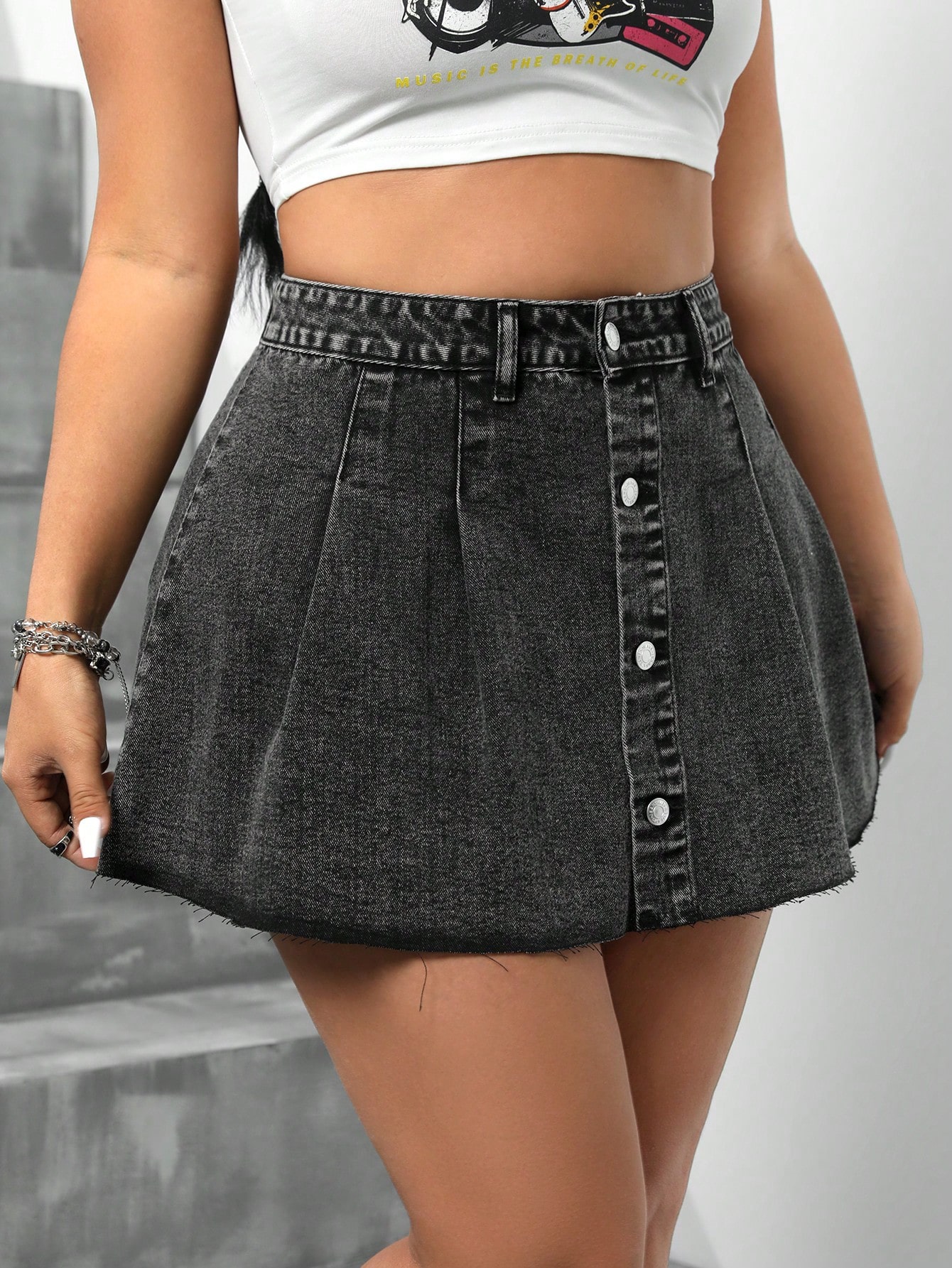 Plus Size Denim Skirts