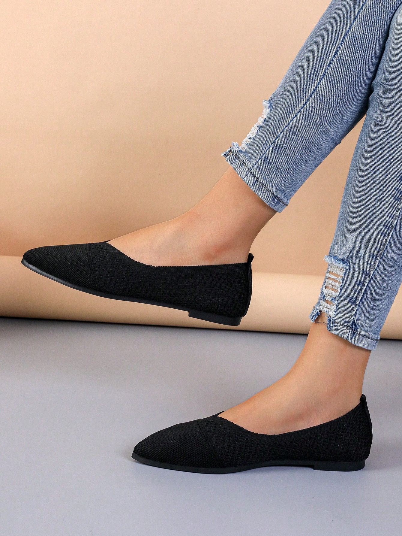 Women Flats Below $9.99