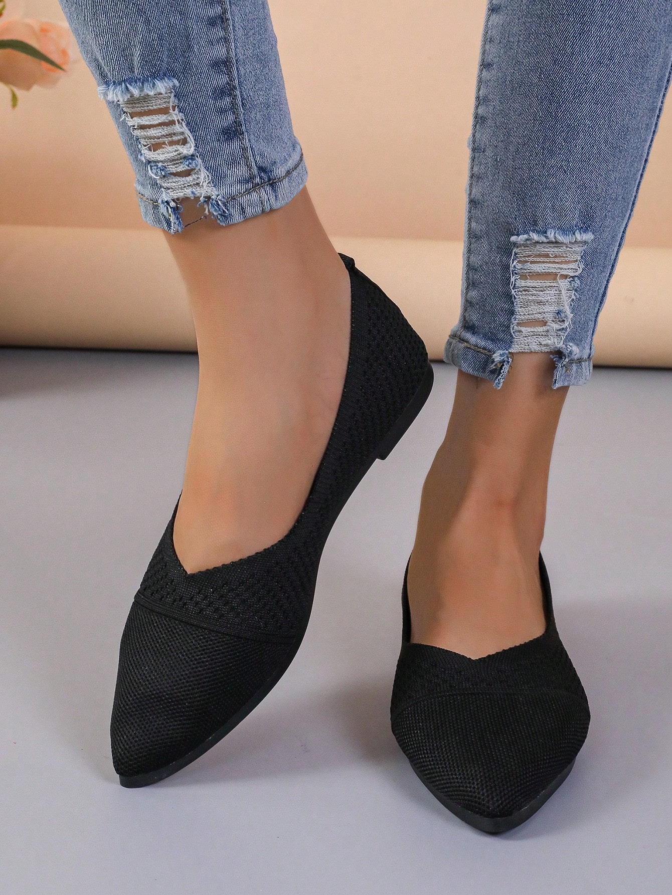 Women Flats Below $9.99