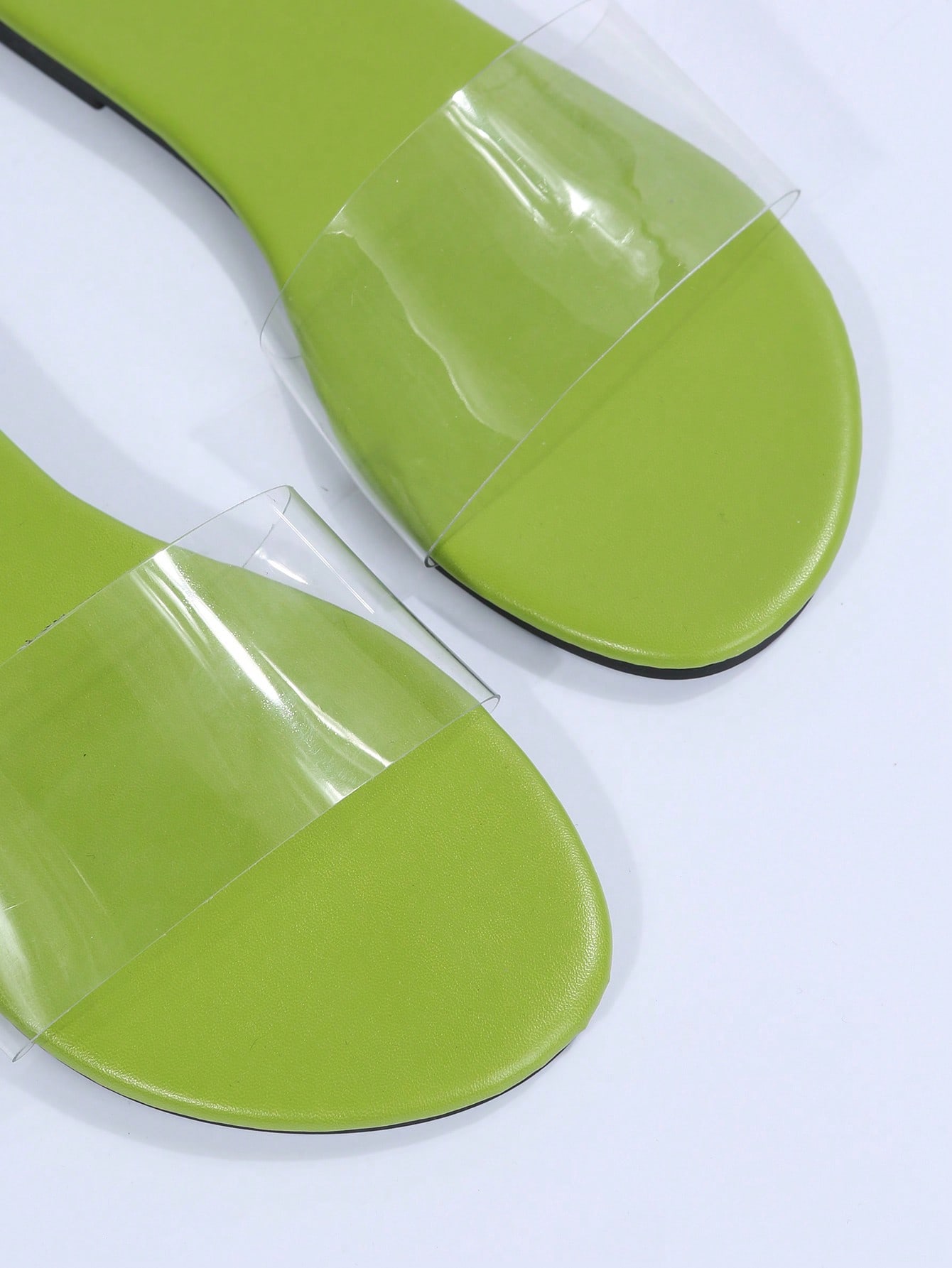 In Green Women Flat Sandals