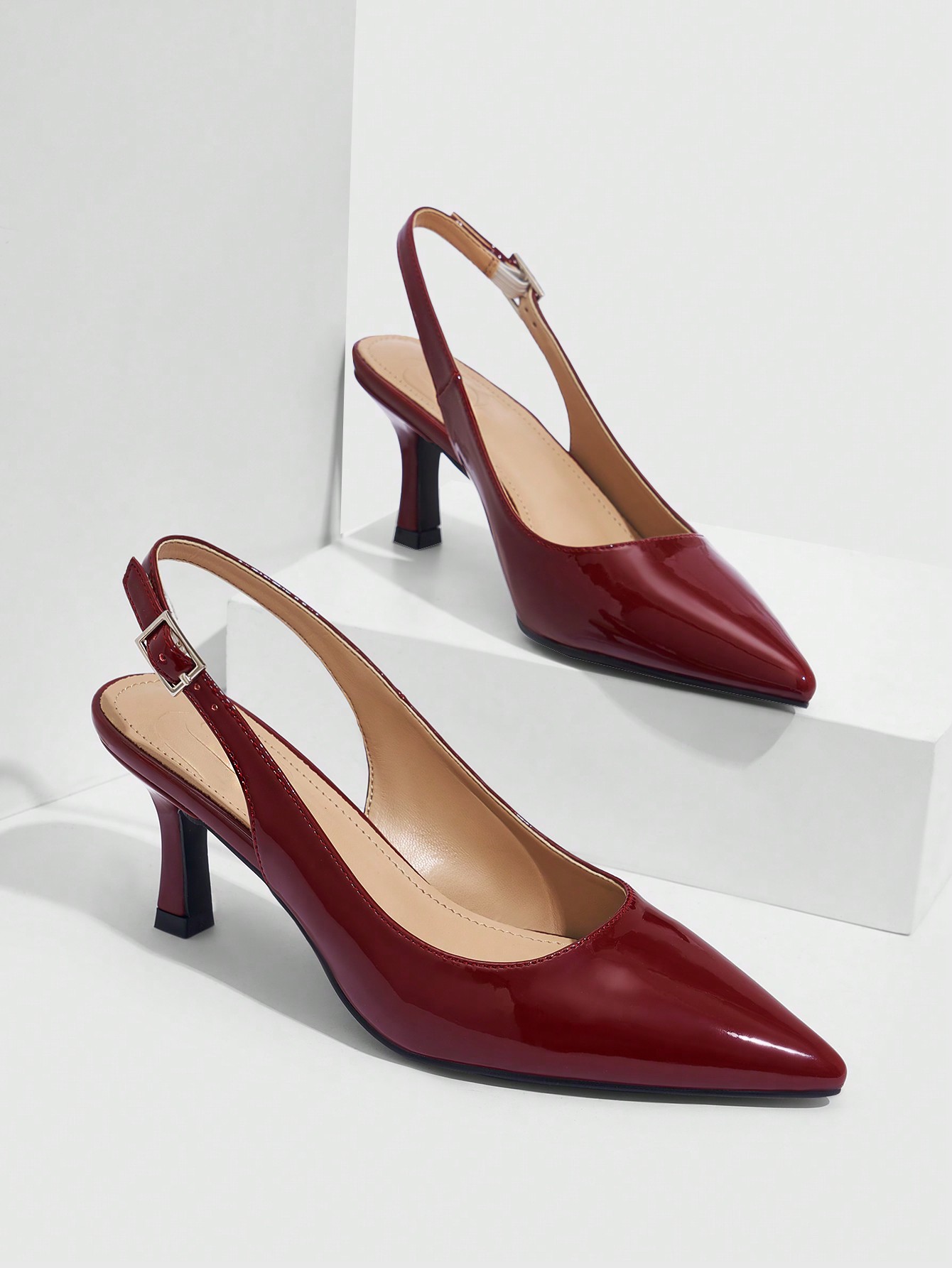 In Burgundy Women Pumps