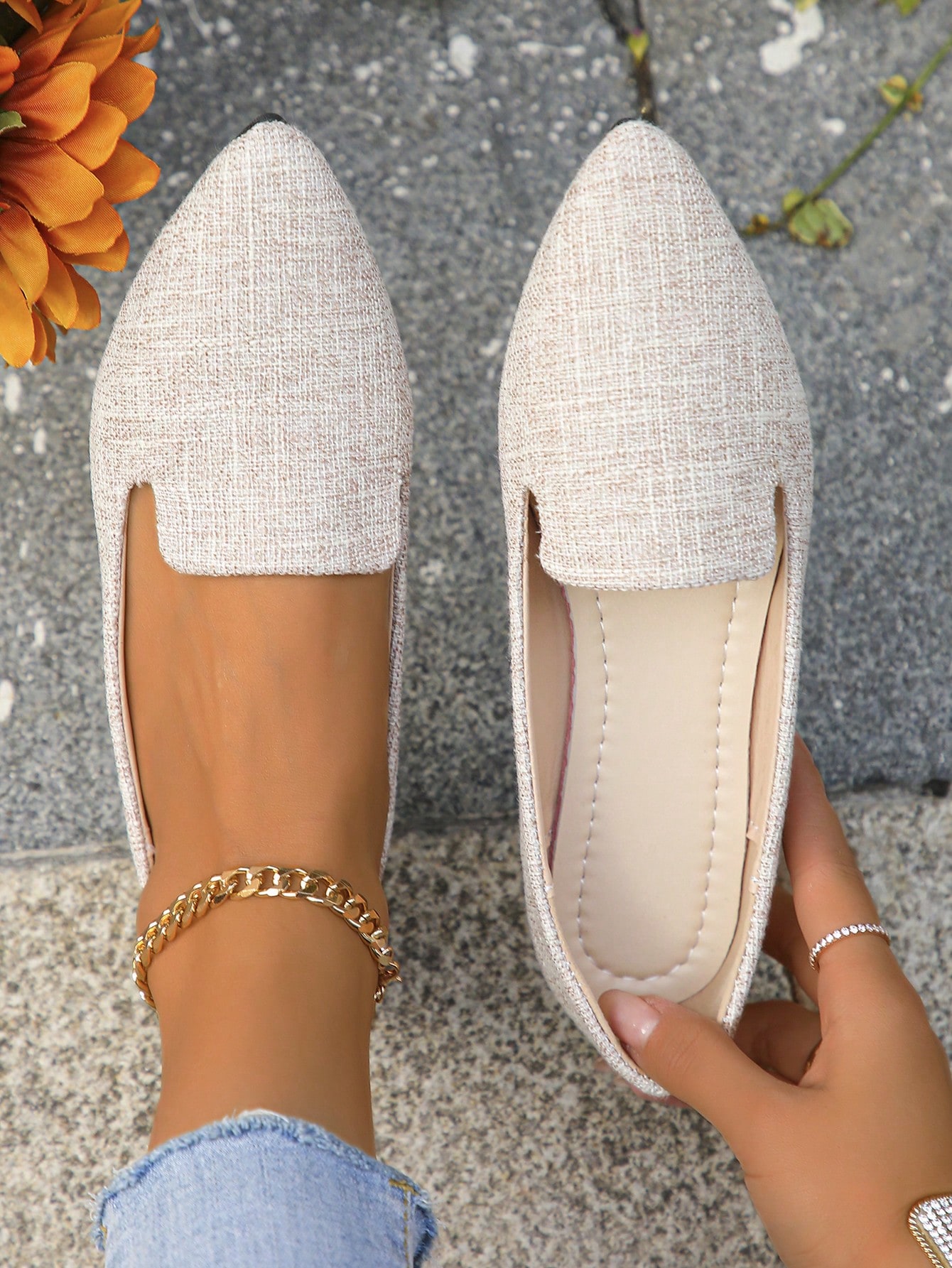 Women Flats