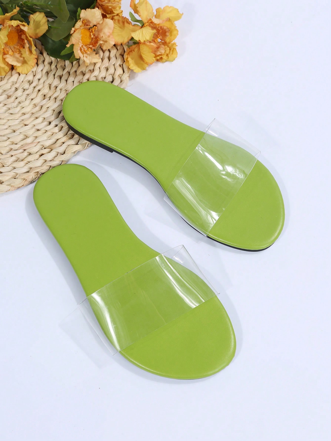 In Green Women Flat Sandals