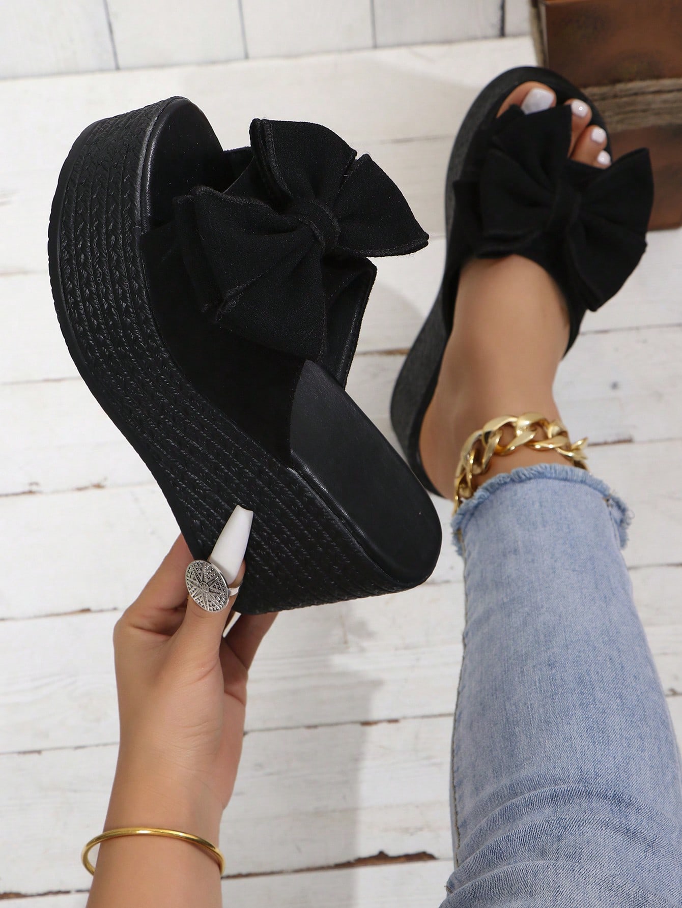 Women Platforms & Wedge Sandals