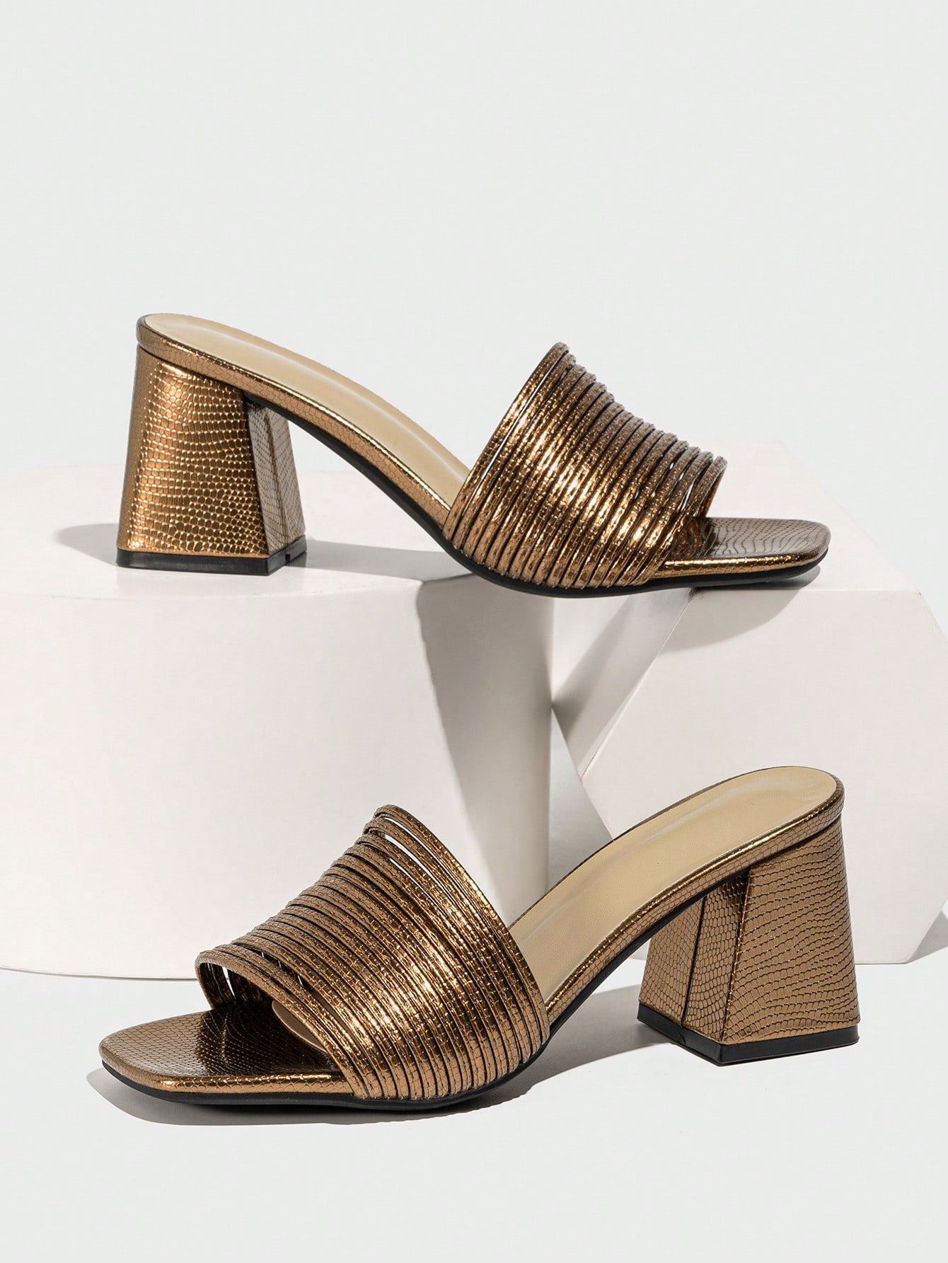 In Bronze Women Shoes