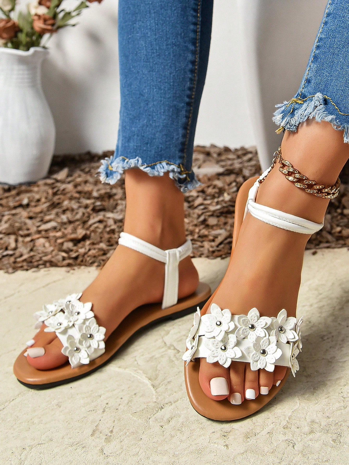 In White Women Flat Sandals