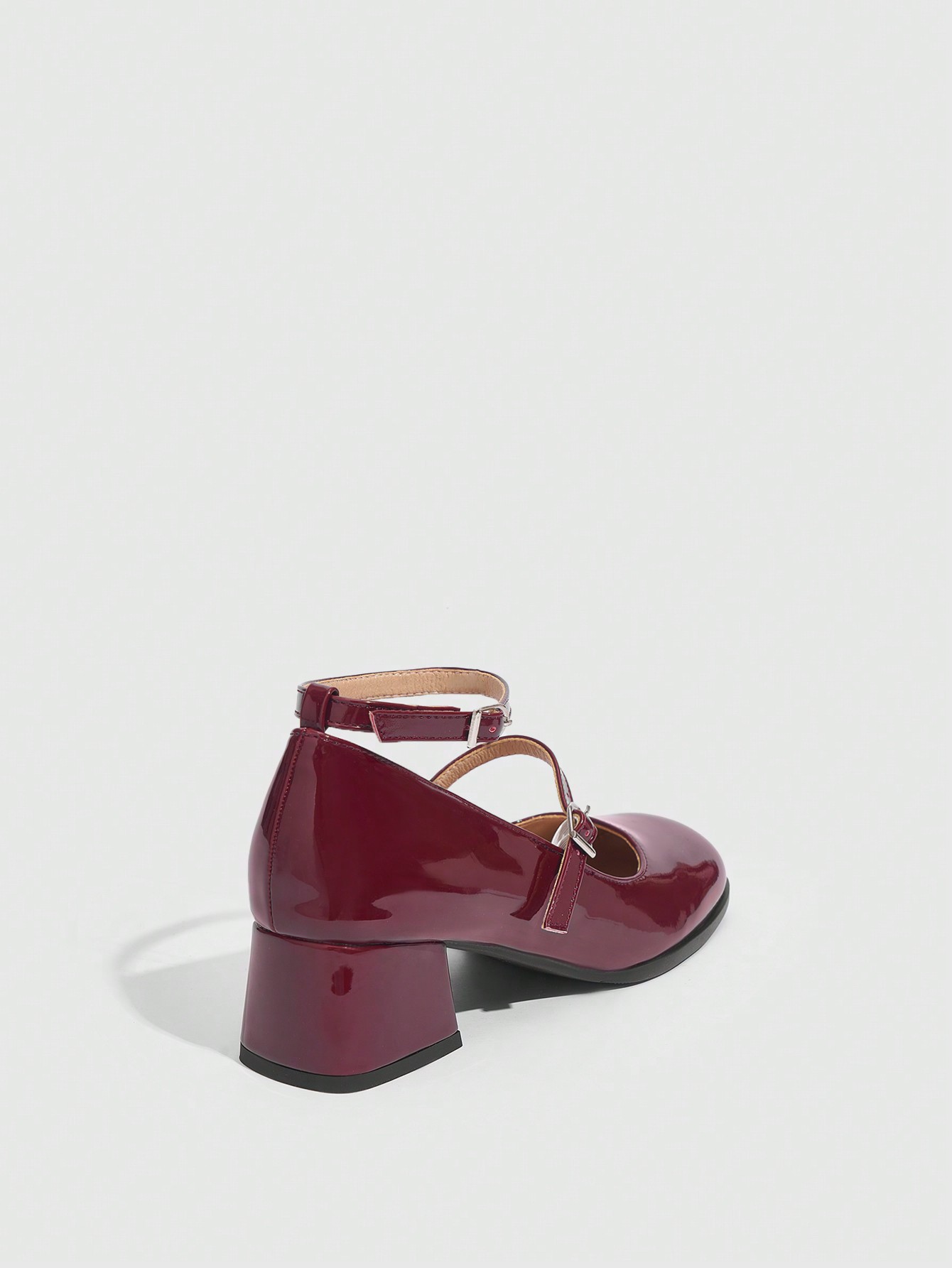 In Burgundy Women Pumps