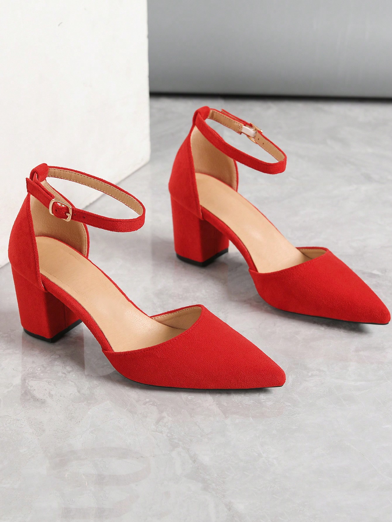 In Red Women Pumps