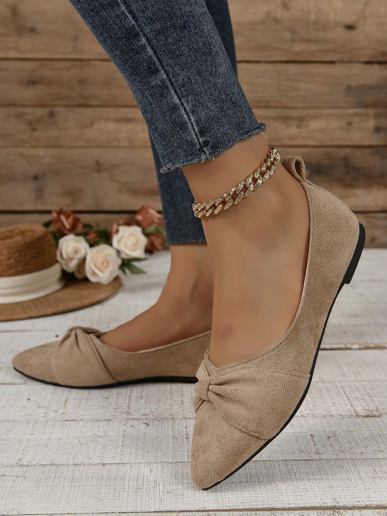 Women Flats Below $9.99