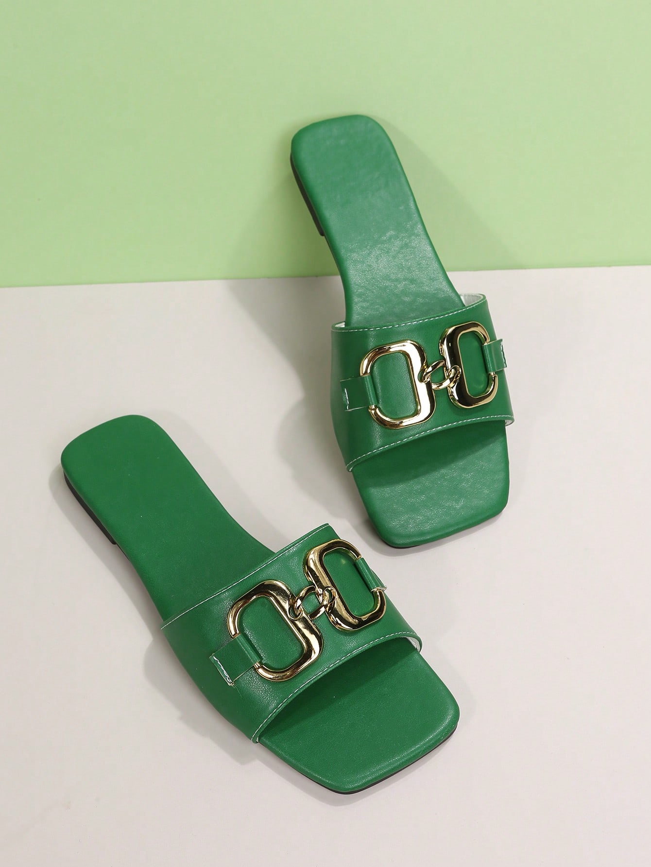 In Green Women Flat Sandals