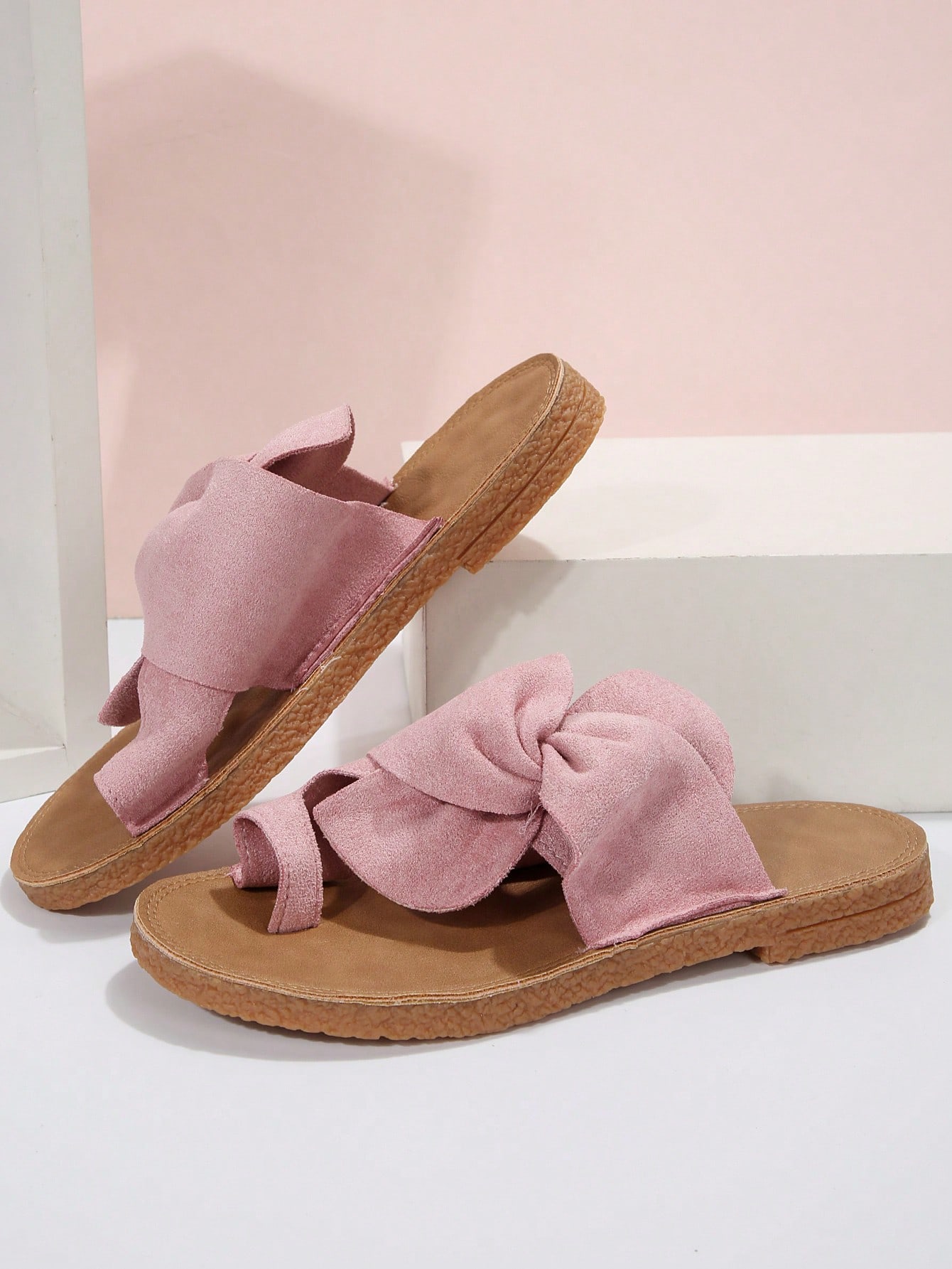 In Baby Pink Women Flat Sandals