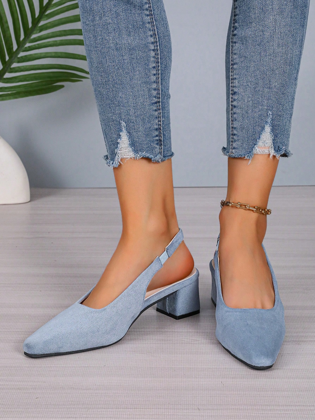 In Baby Blue Women Pumps