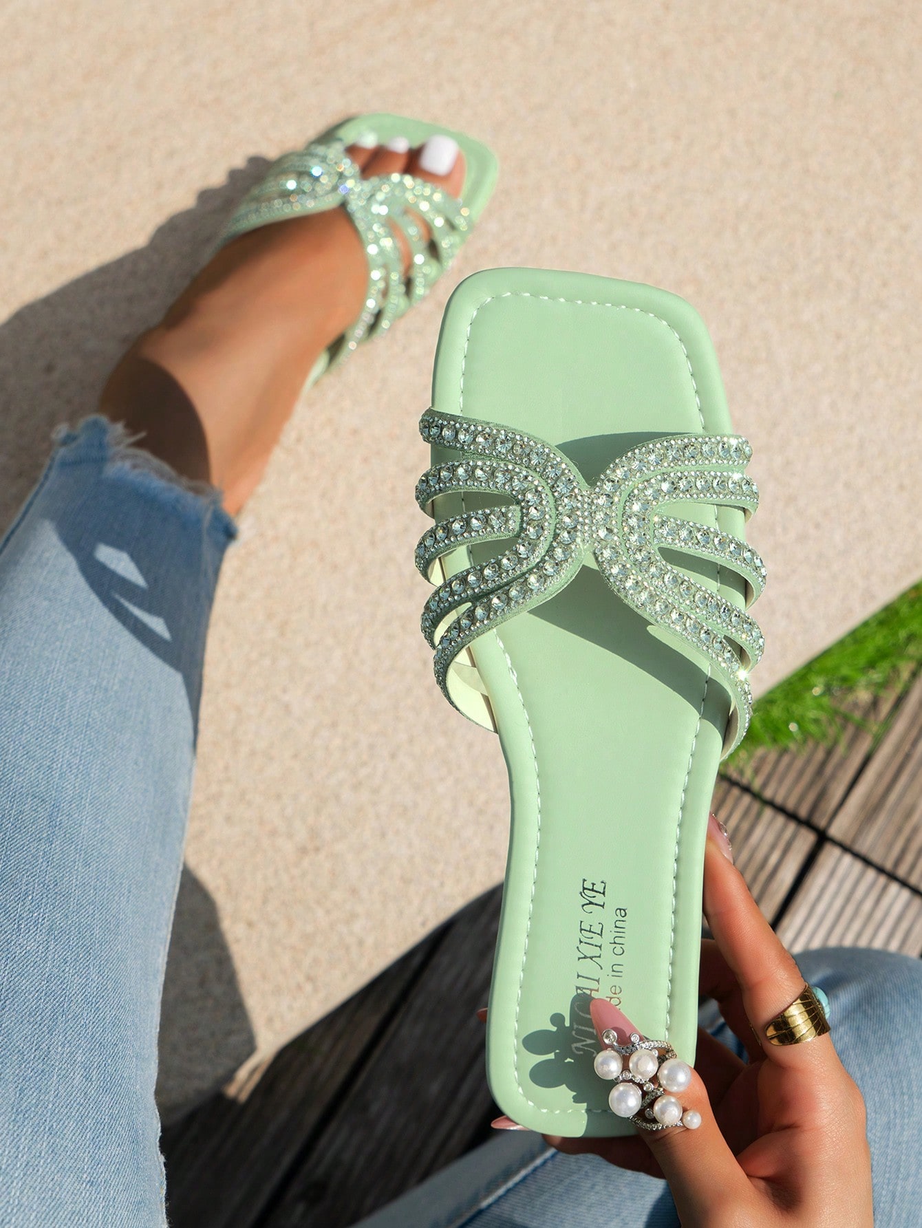 In Green Women Flat Sandals