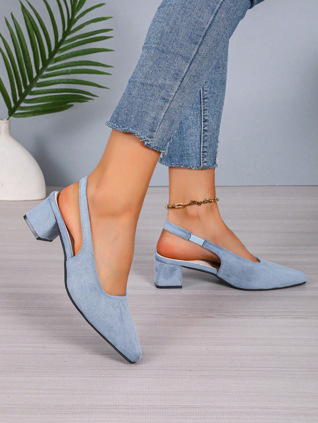 In Baby Blue Women Pumps