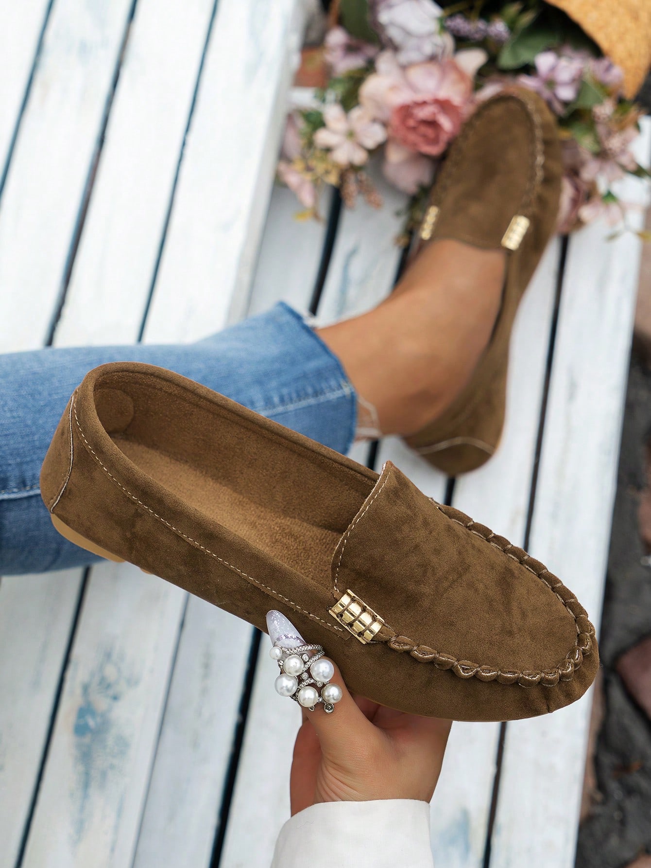 In Brown Women Flats