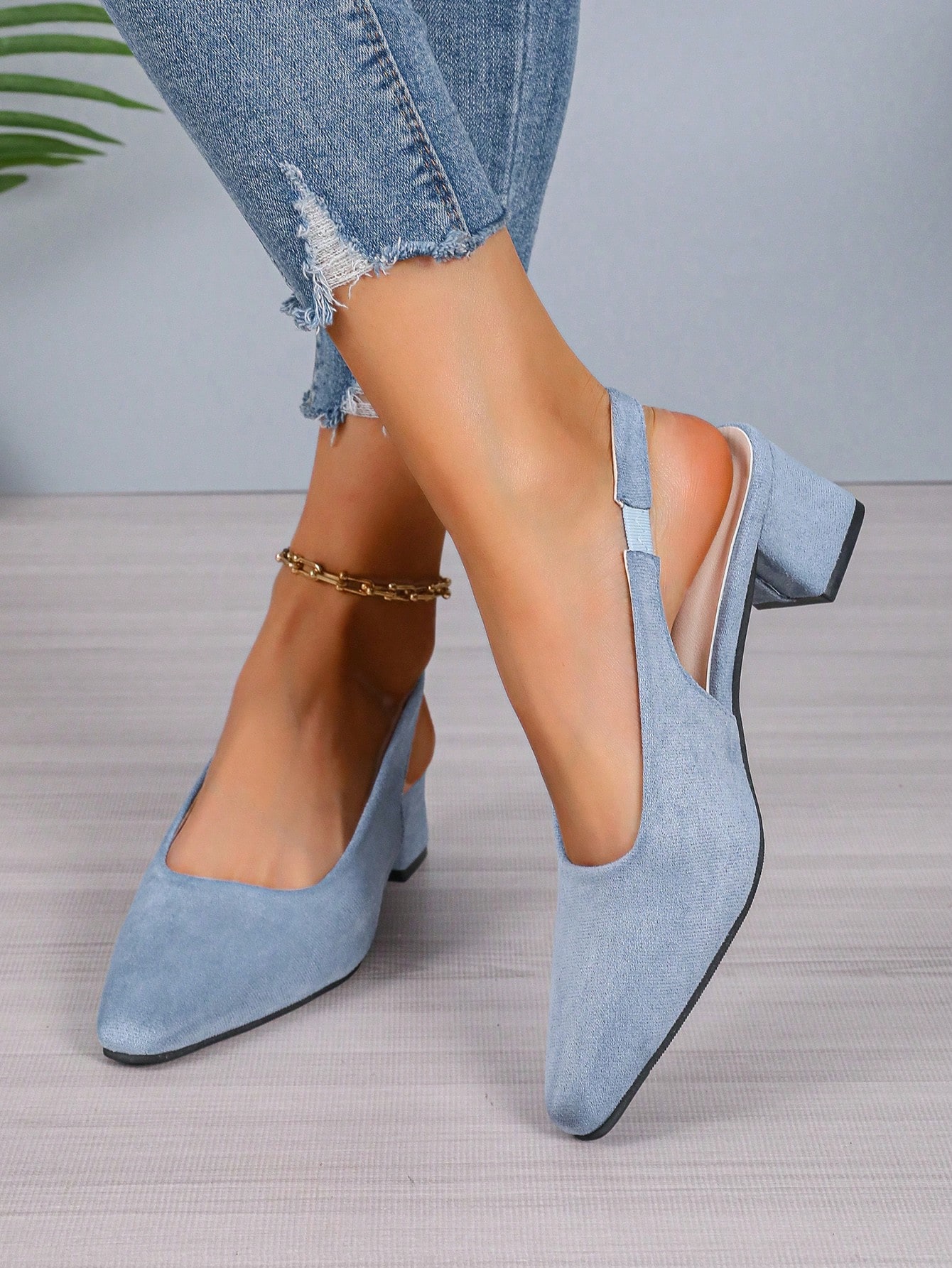 In Baby Blue Women Pumps