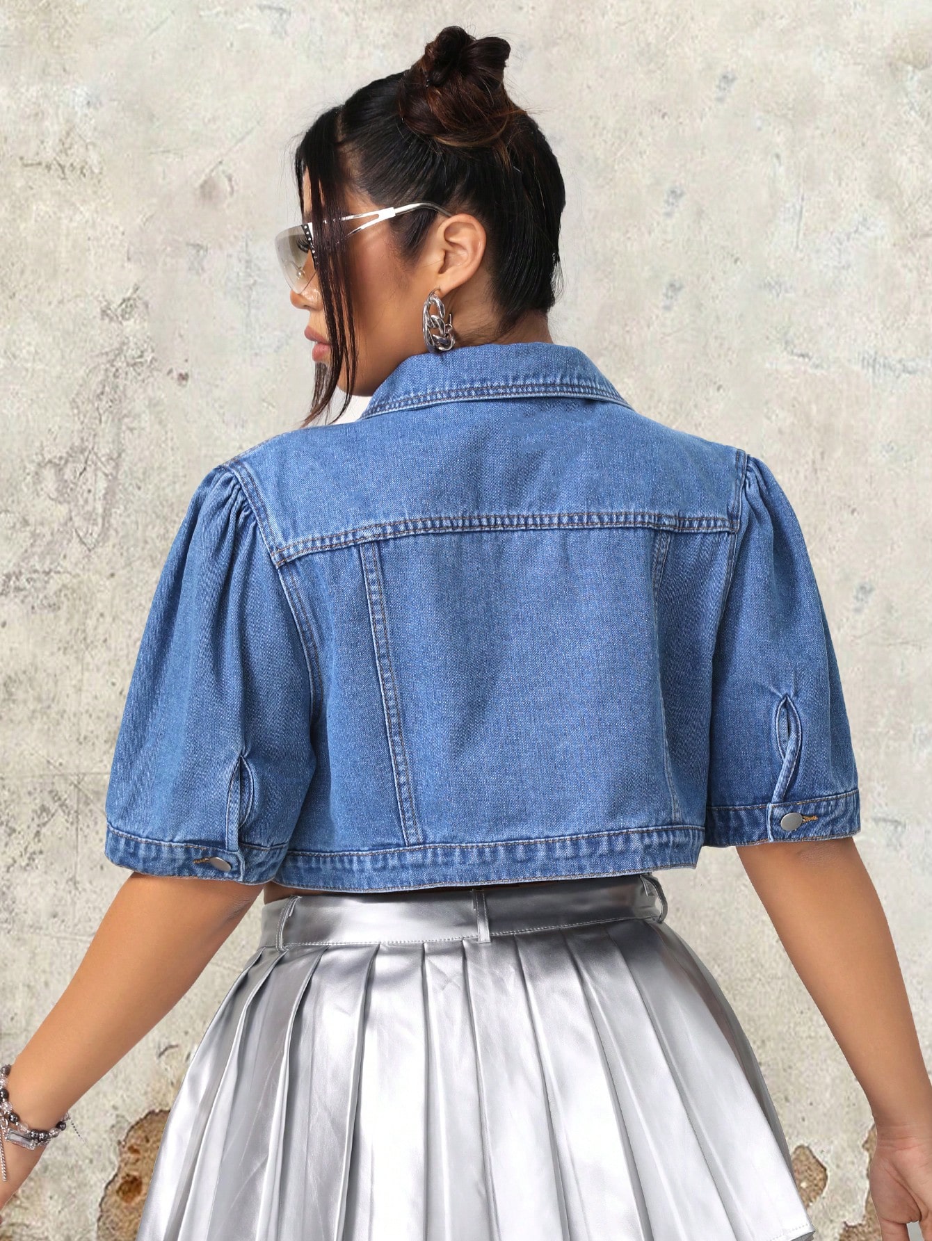 In Short Sleeve Plus Size Denim Jackets