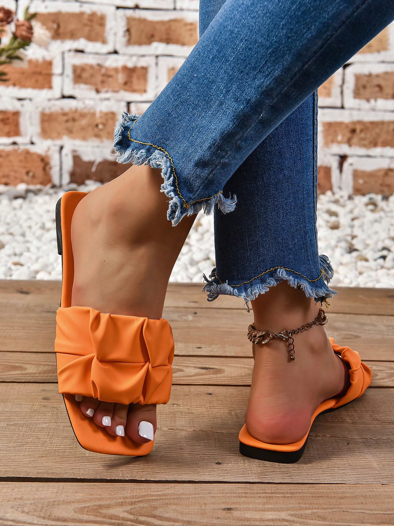 In Orange Women Shoes