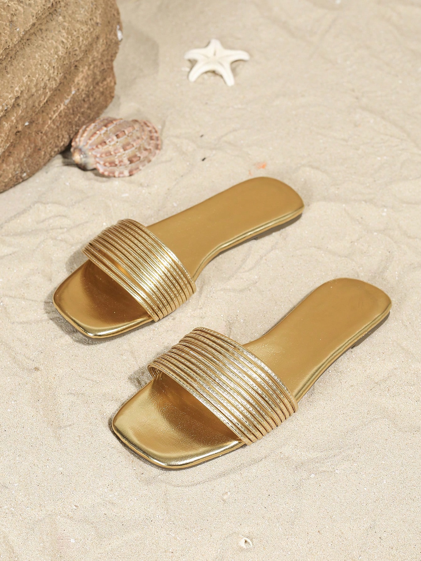 In Gold Women Shoes