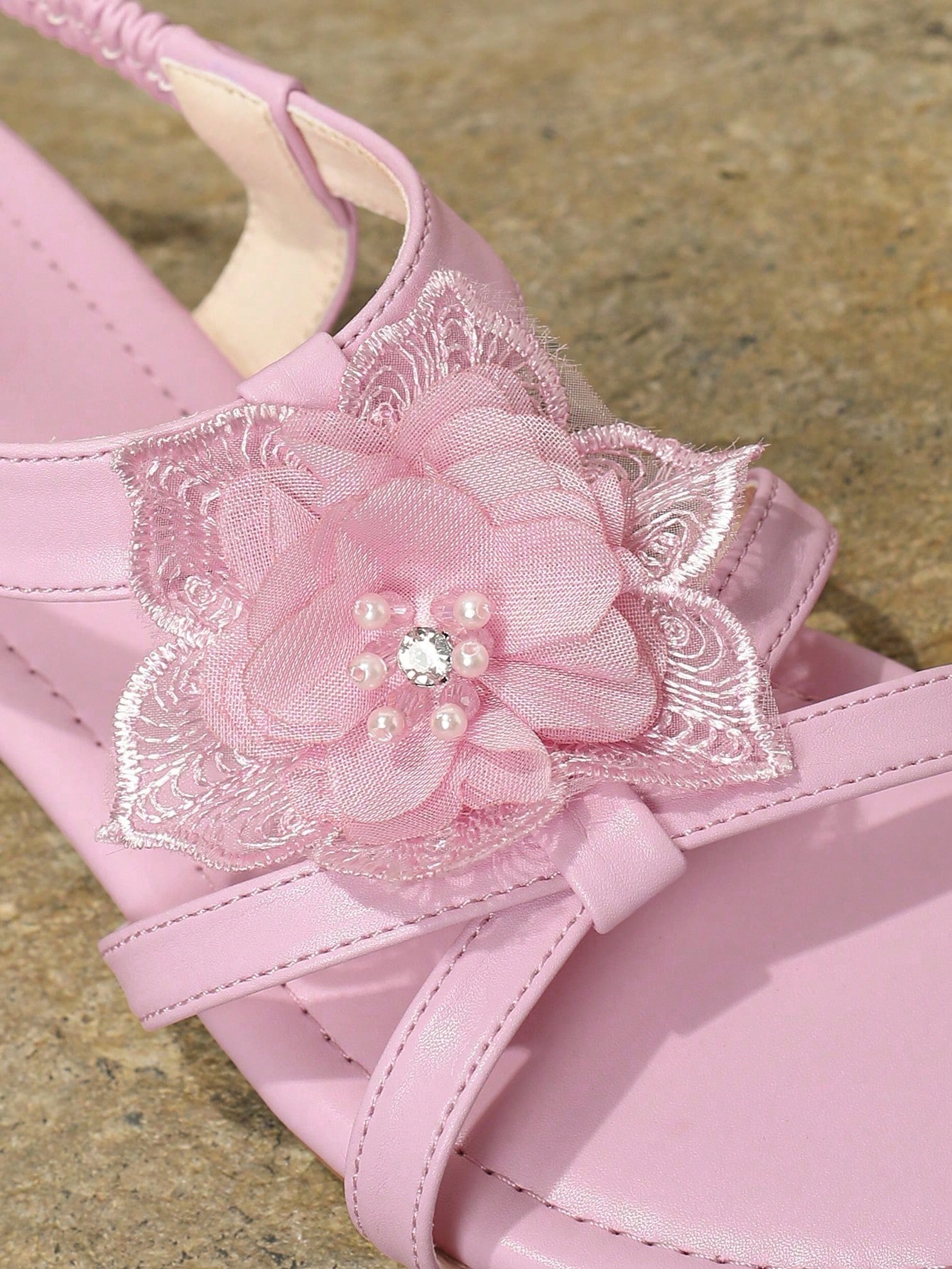 In Baby Pink Women Flat Sandals