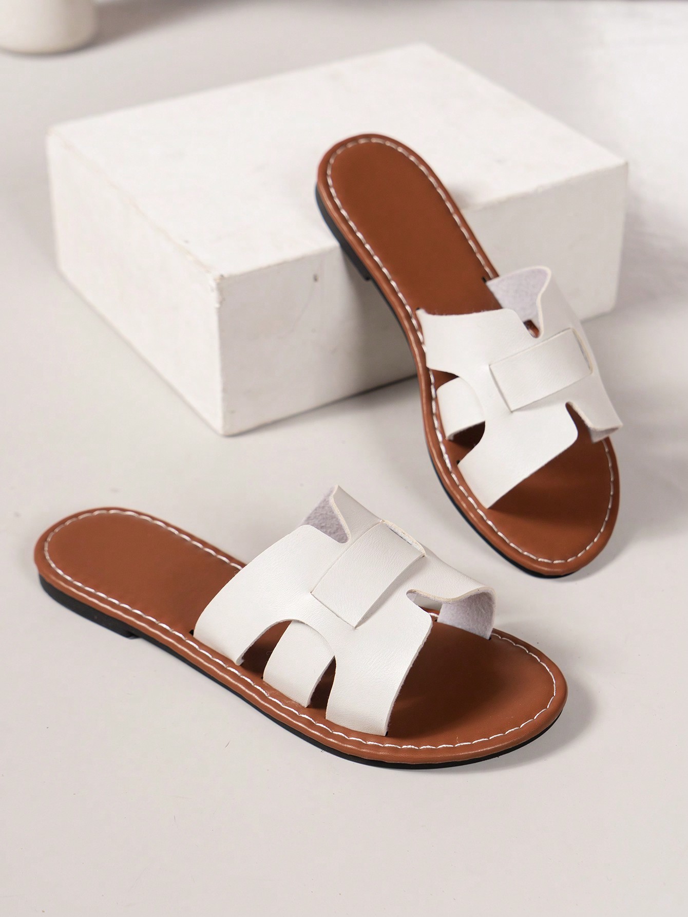 In White Women Flat Sandals