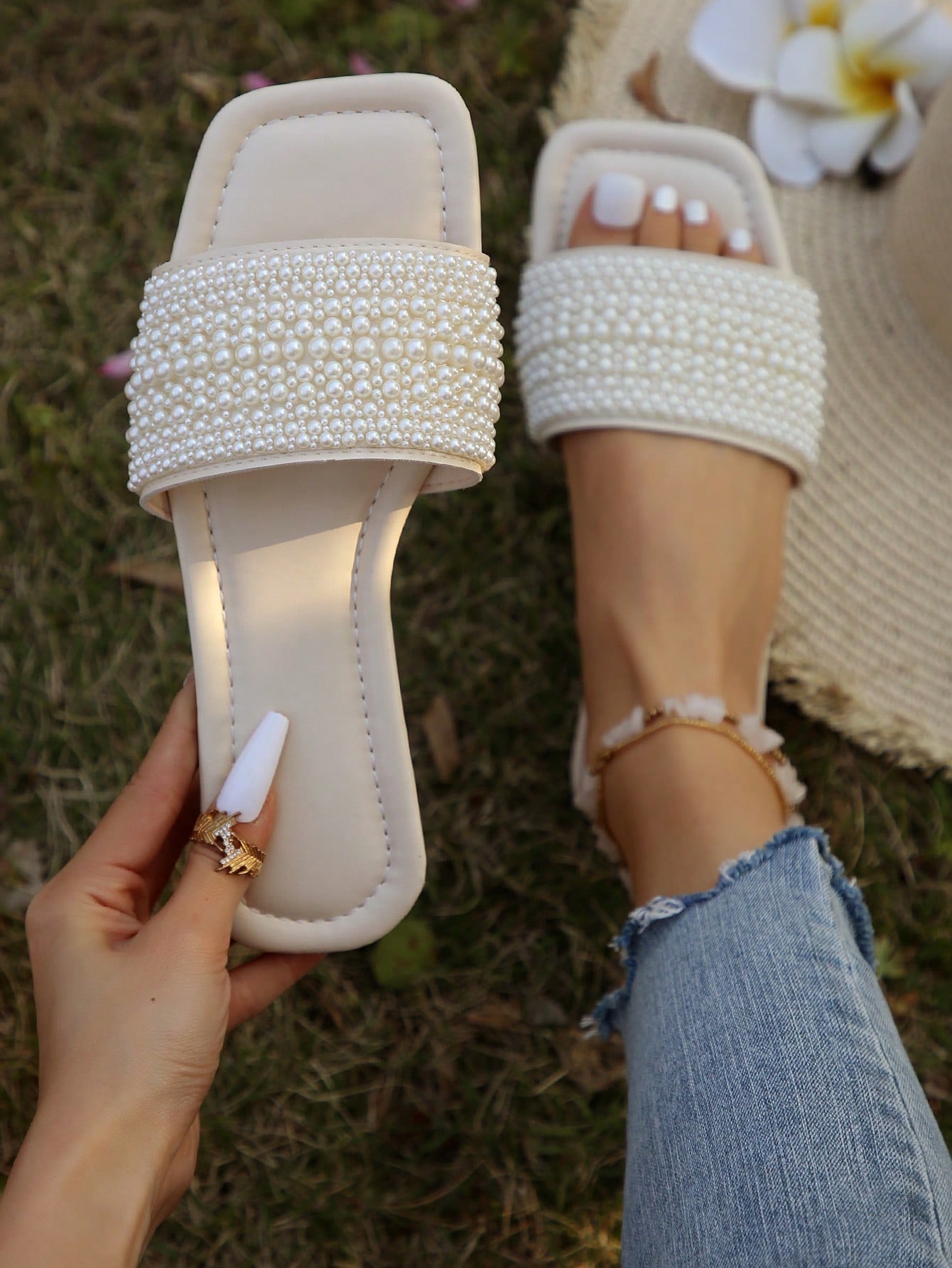 In Beige Women Flat Sandals