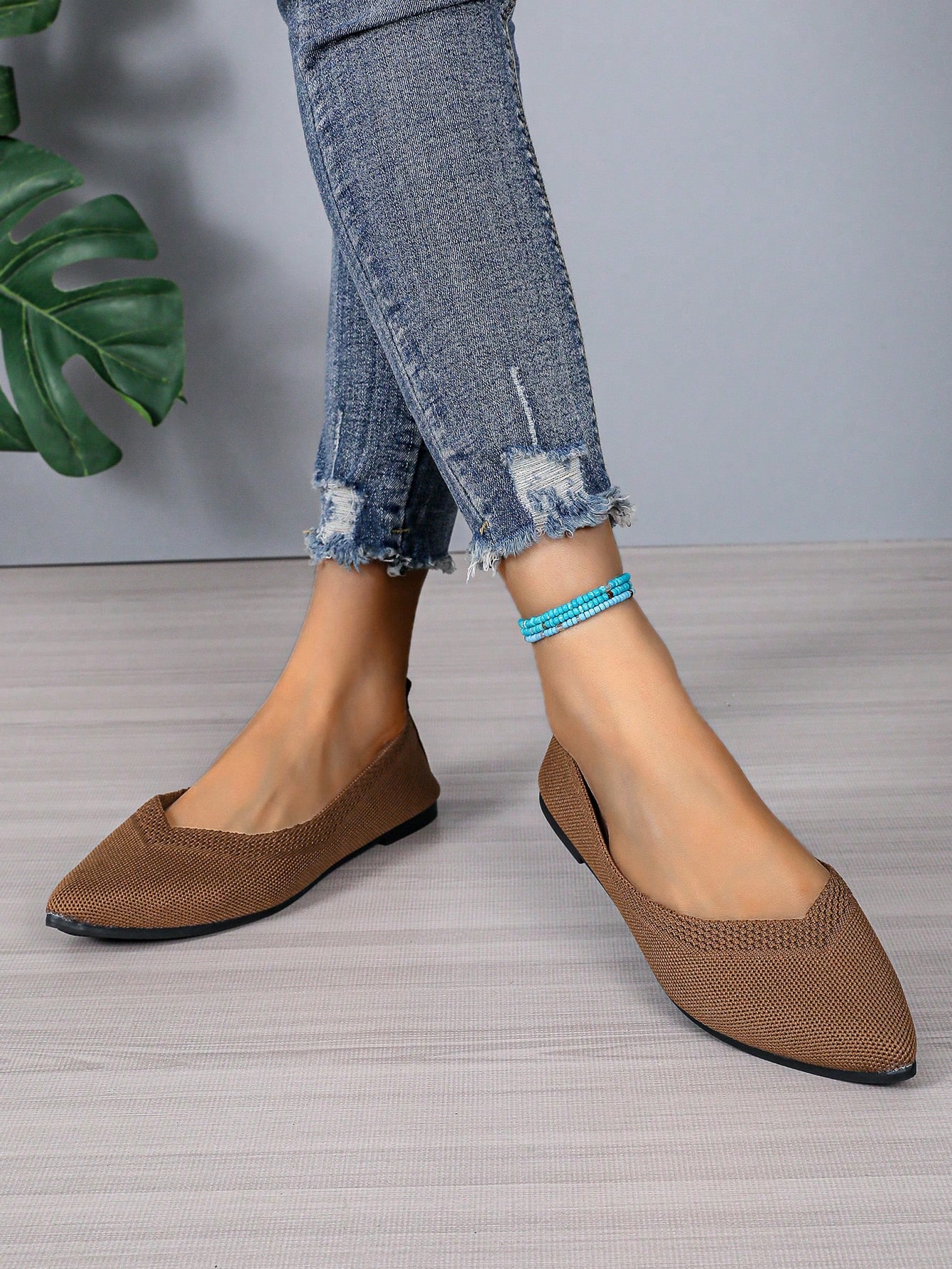 Women Flats Below $9.99