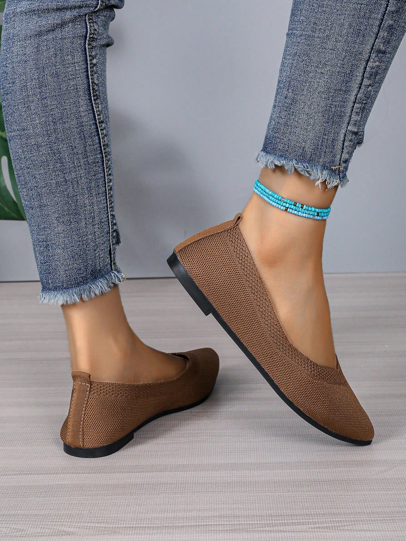 Women Flats Below $9.99