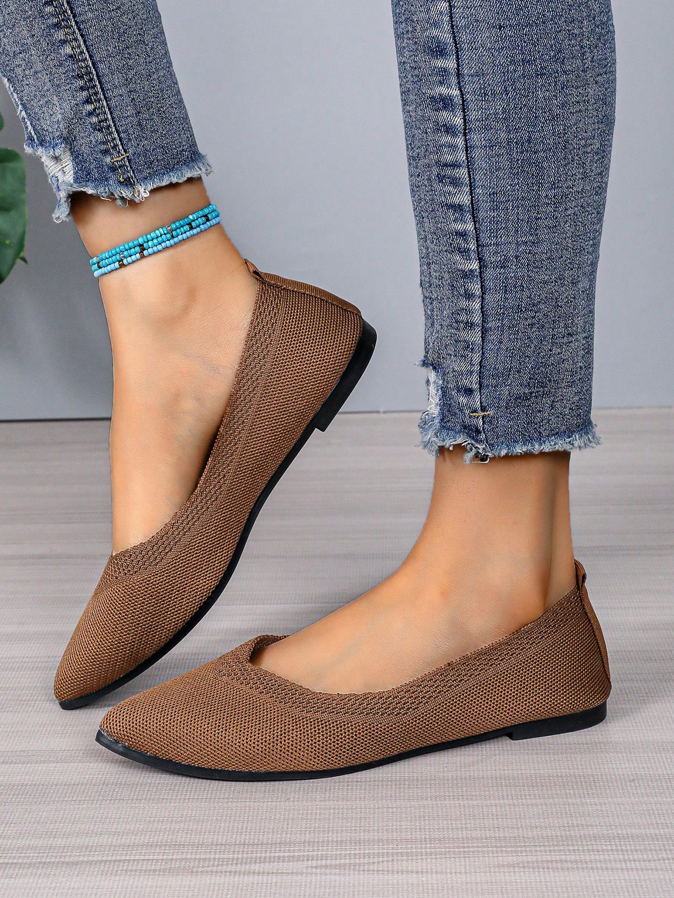 Women Flats Below $9.99