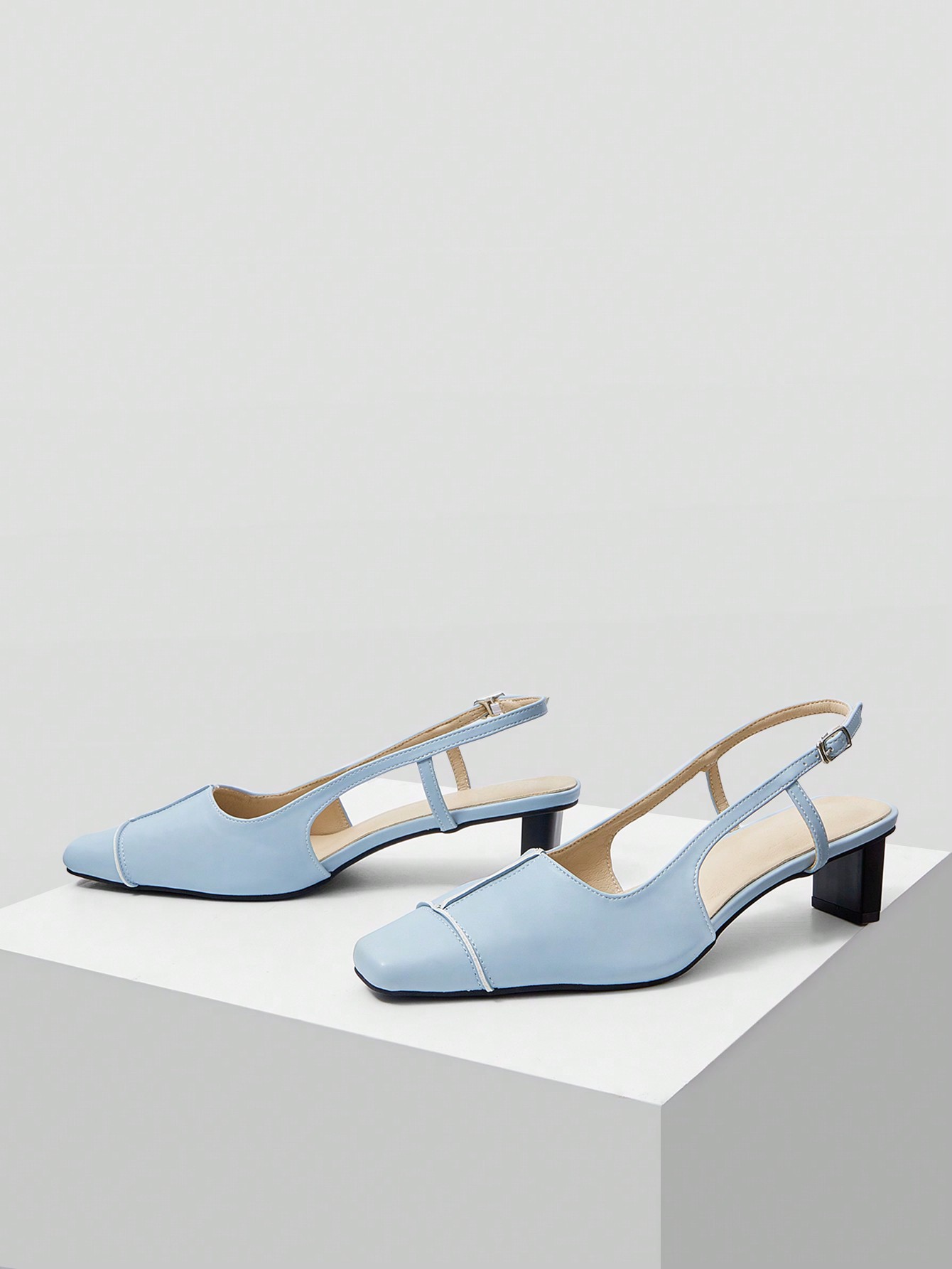 In Baby Blue Women Pumps