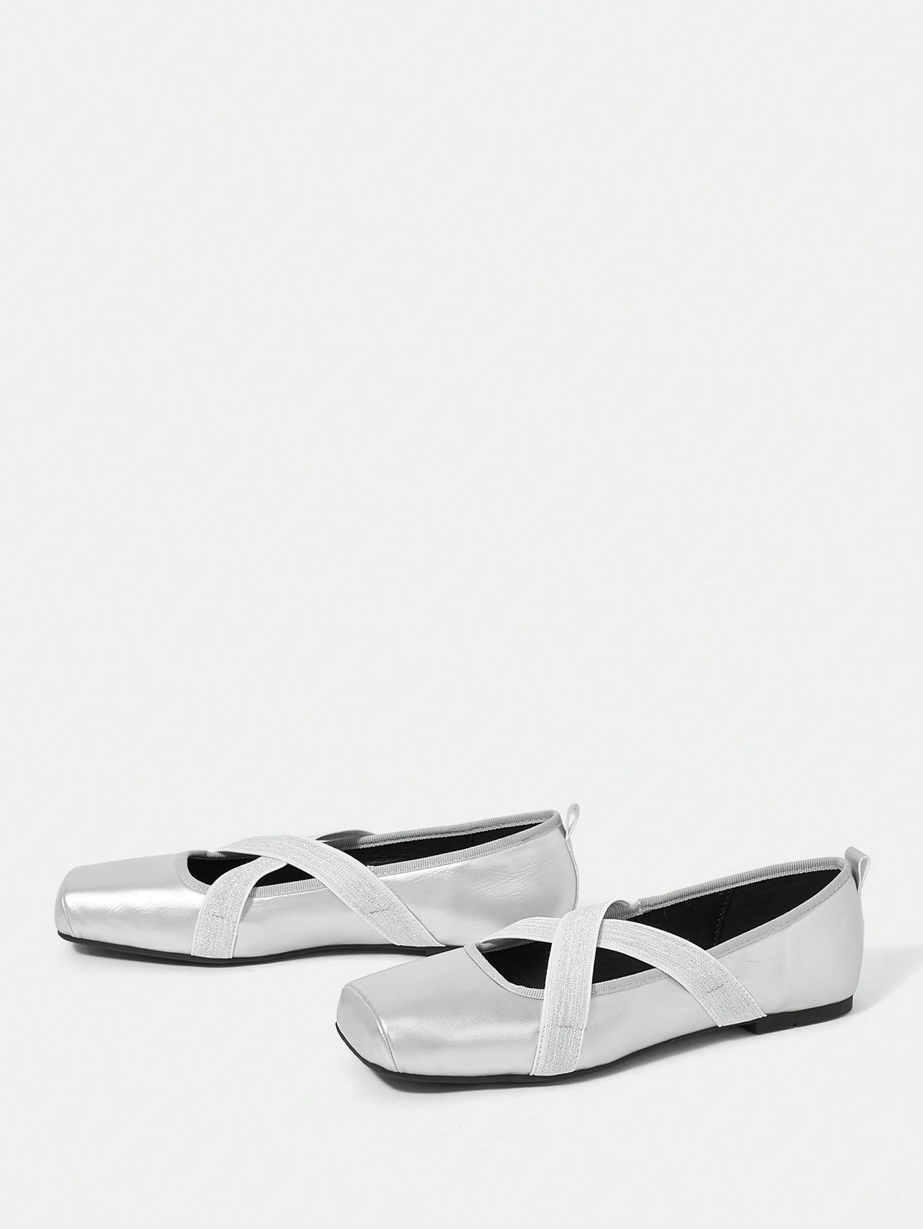 In Silver Women Flats