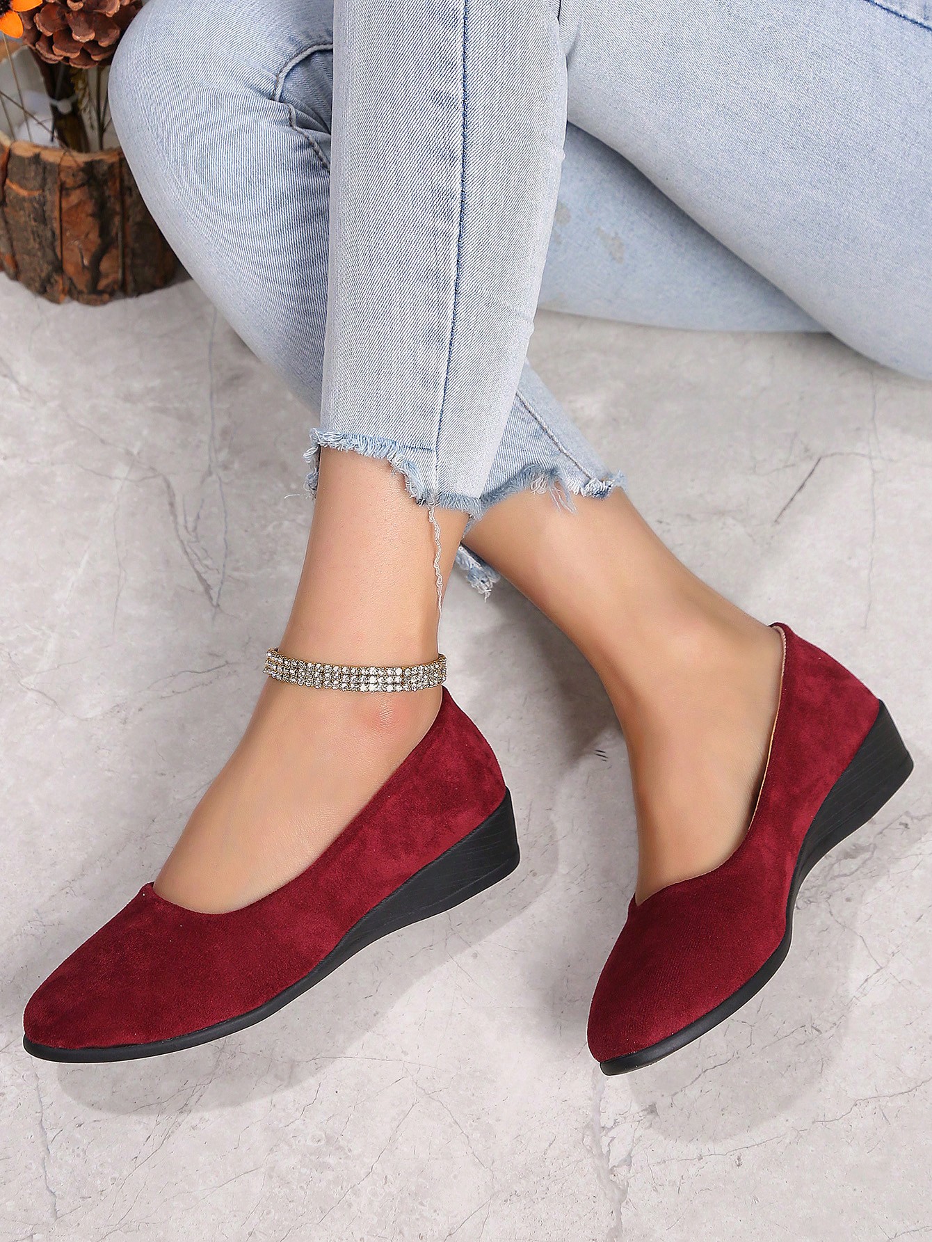 In Burgundy Women Flats