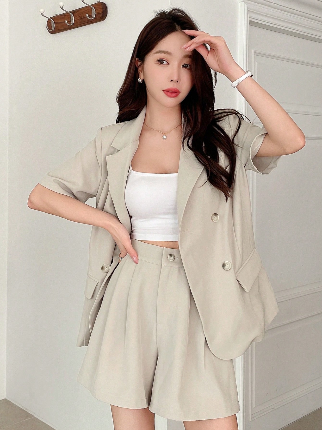 In Short Sleeve Women Suit Sets