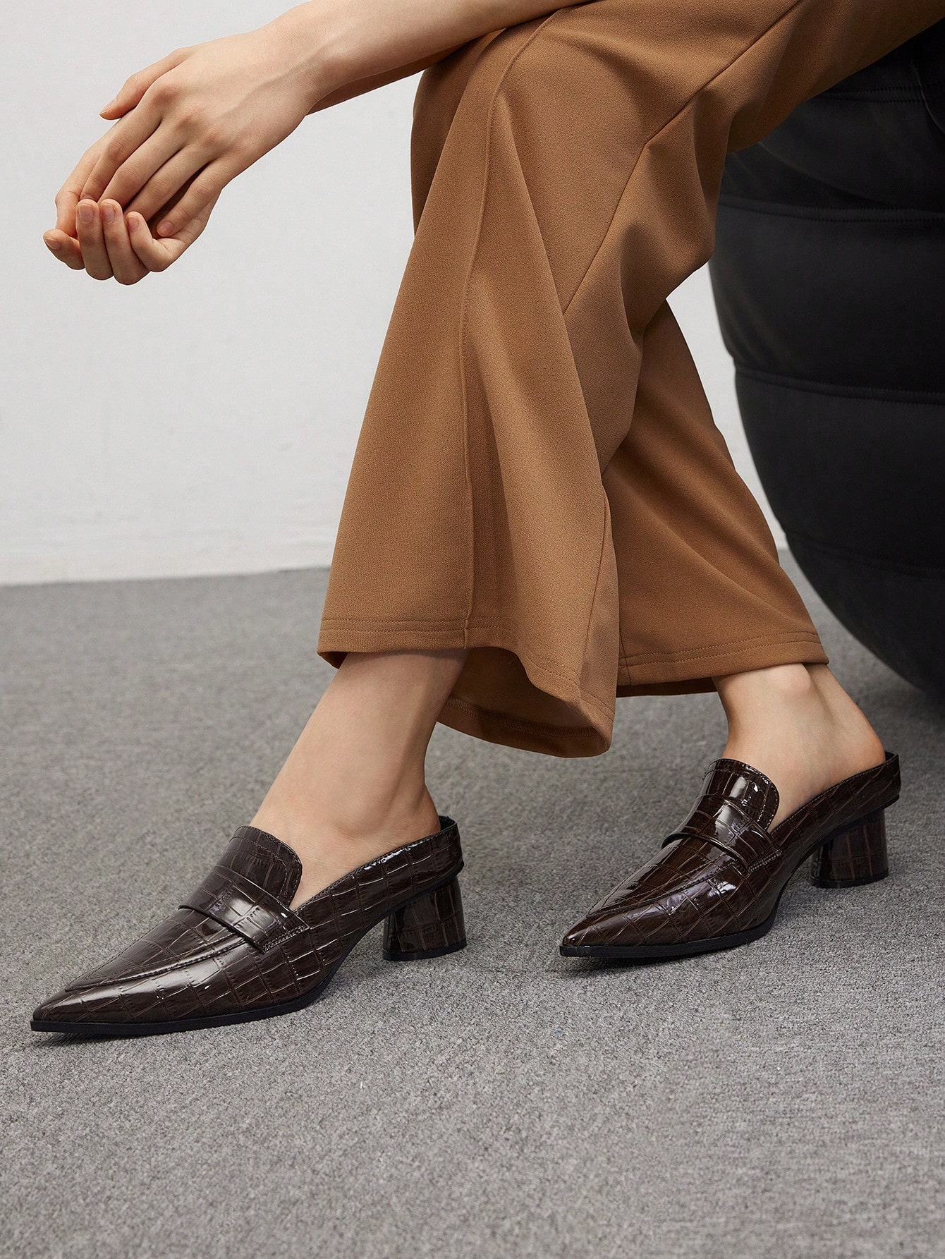 In Coffee Brown Women Pumps