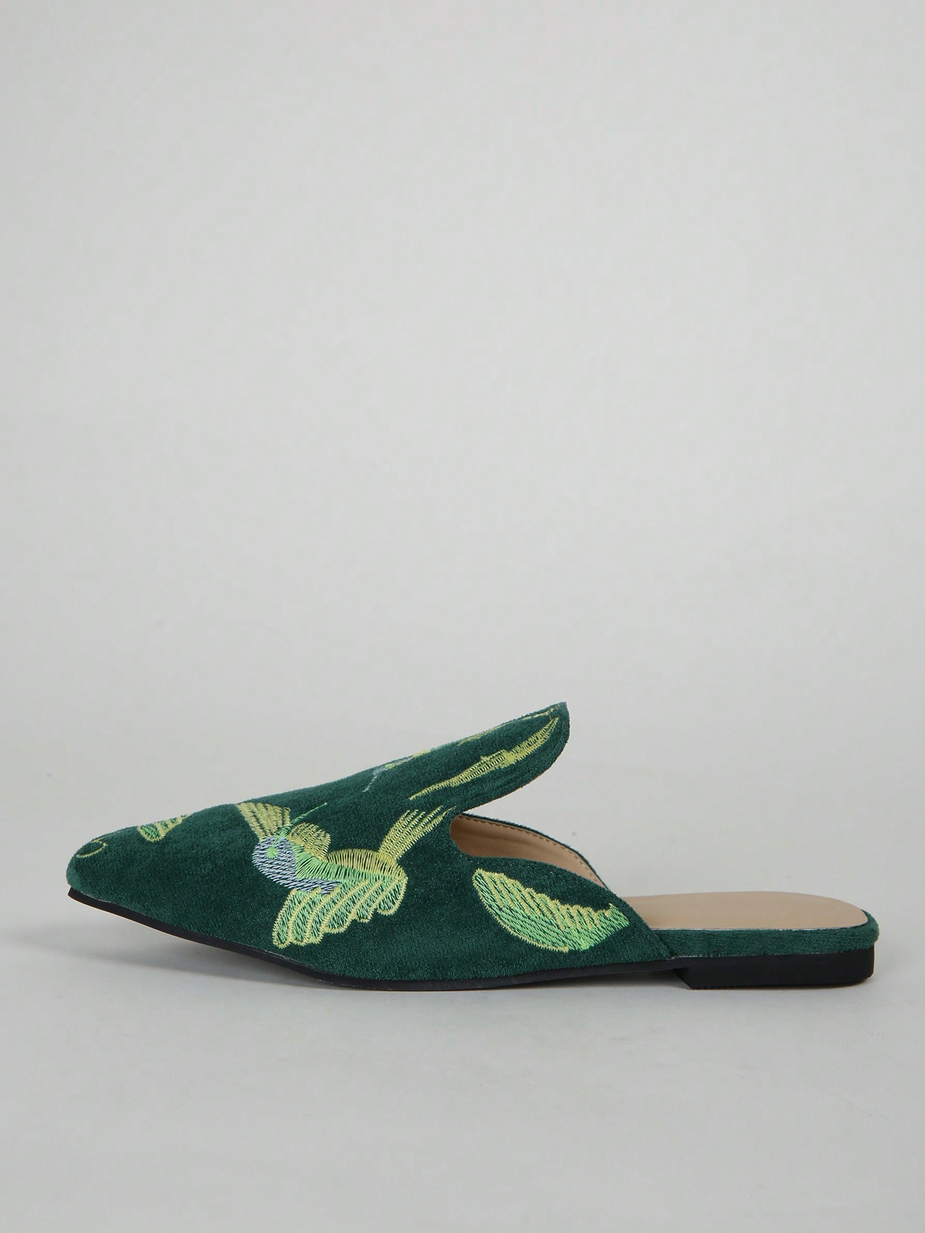 In Green Women Flats