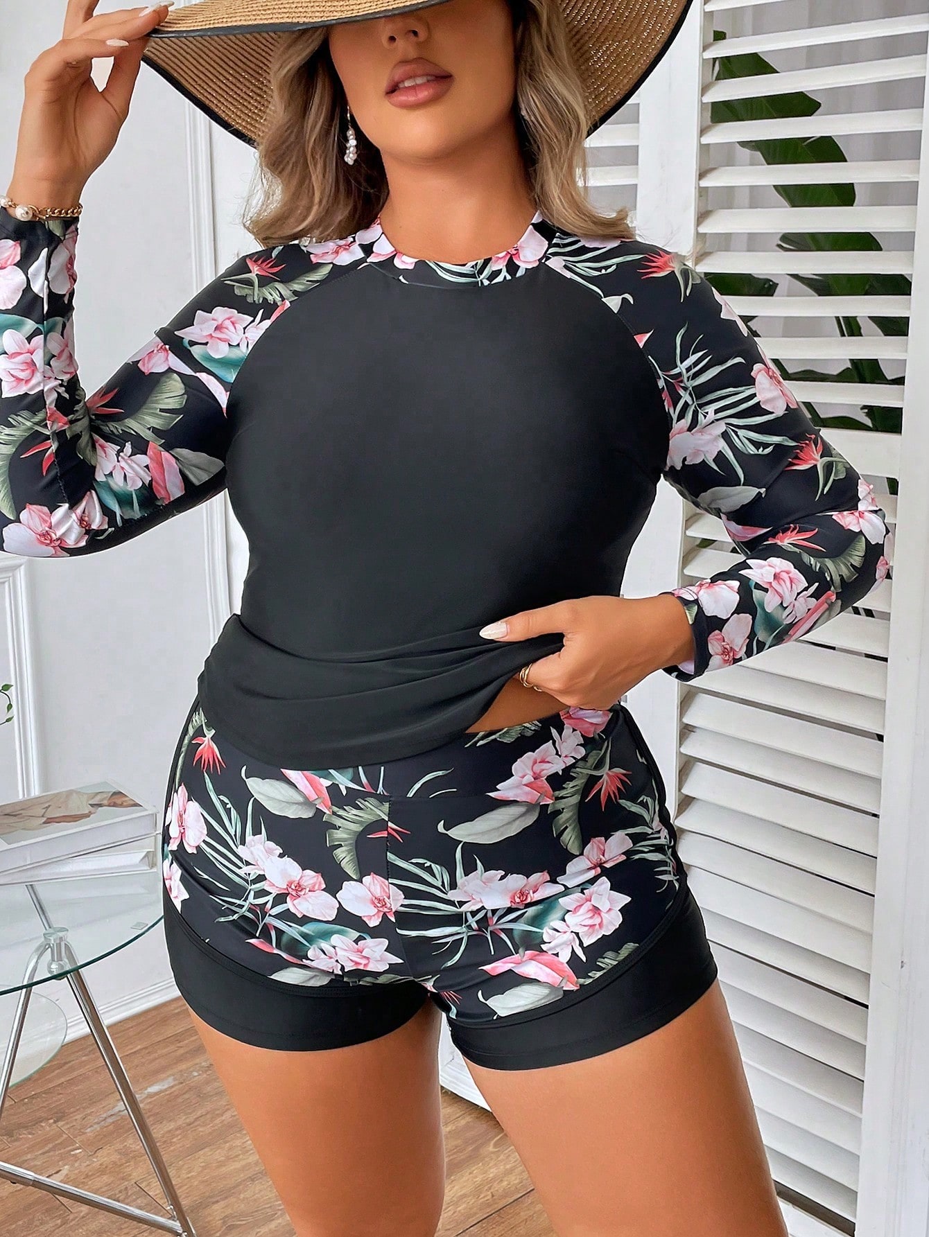 In Long Sleeve Plus Size Tankinis