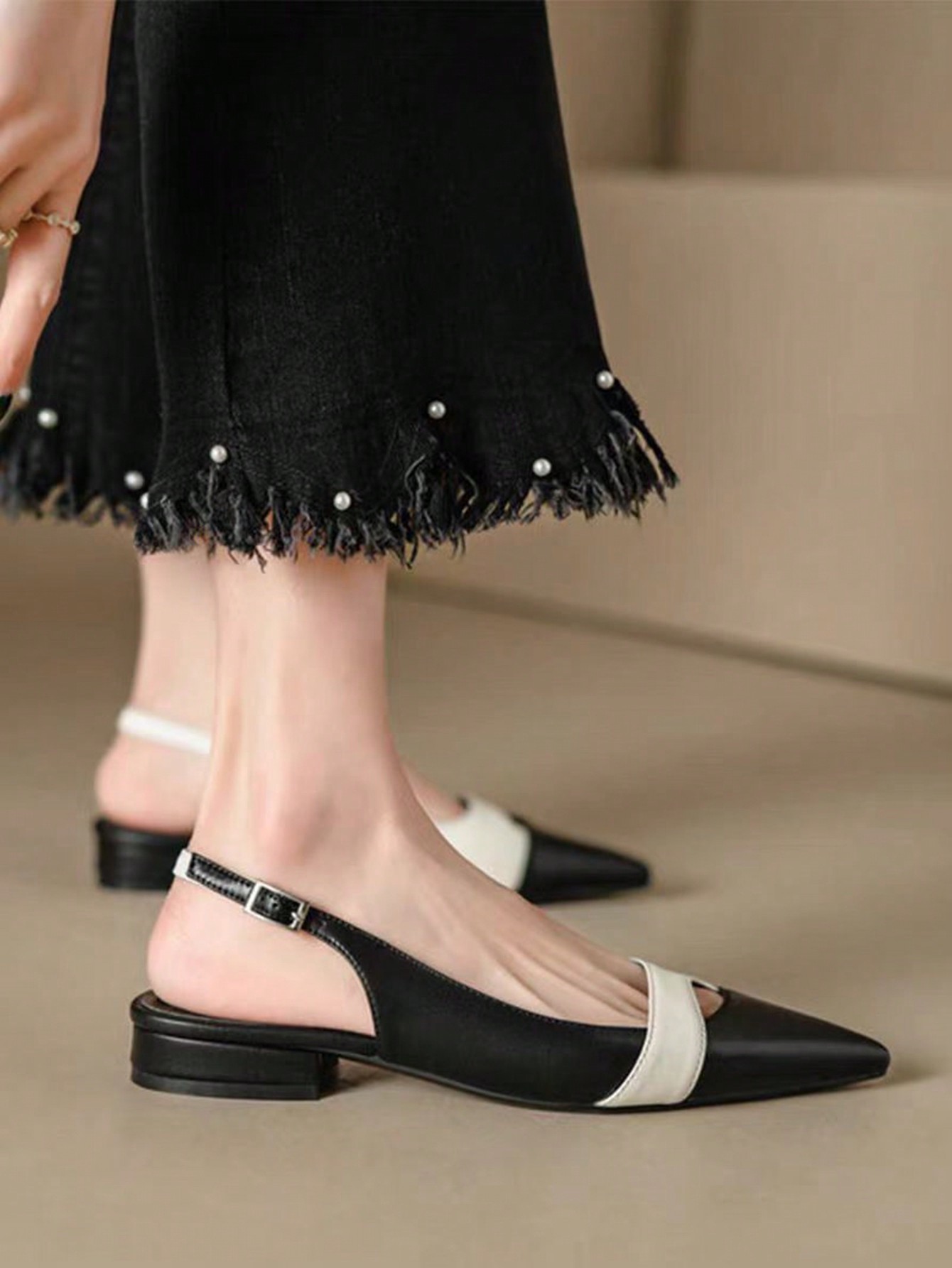 In Black and White Women Flats