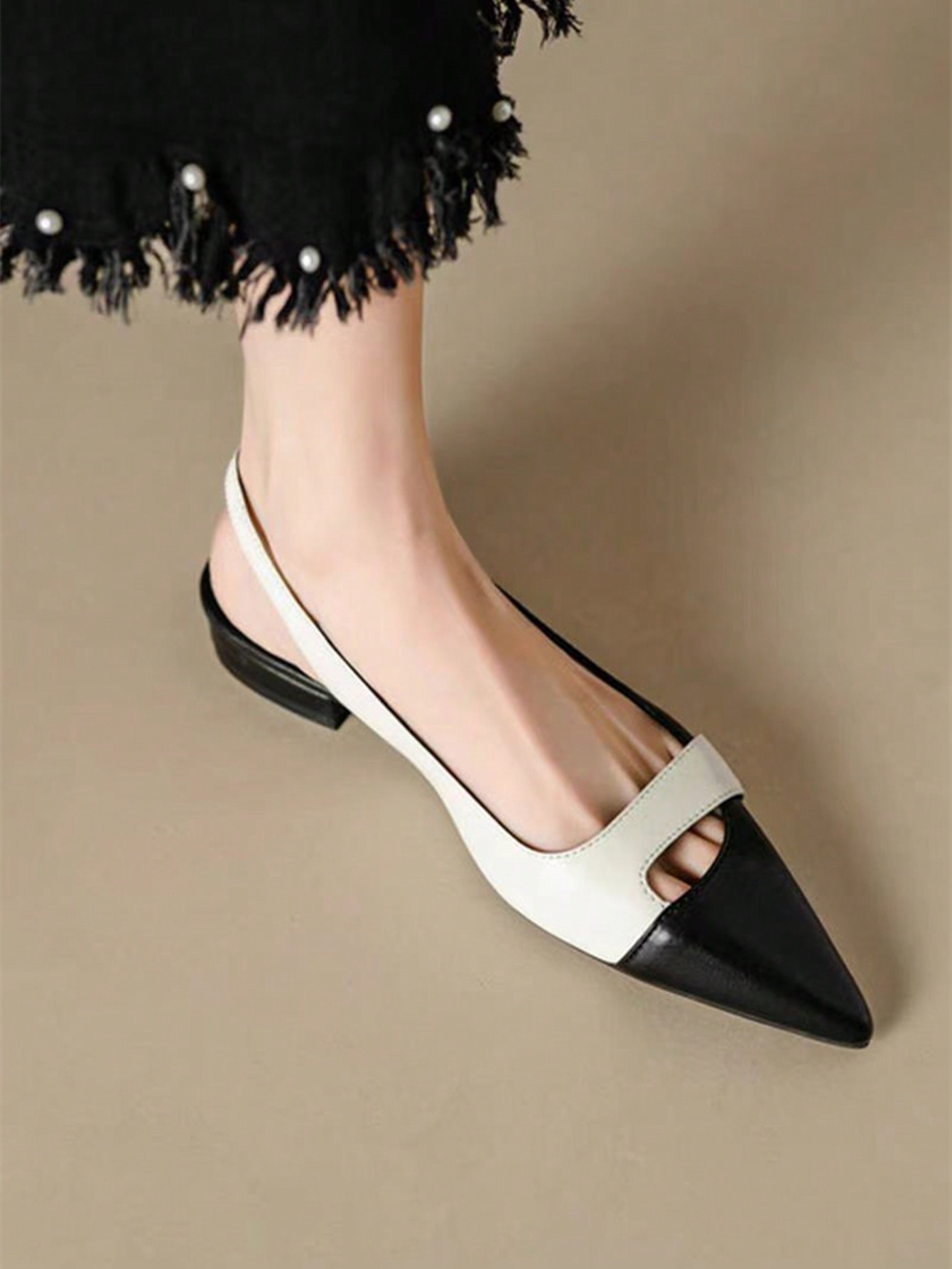 In Black and White Women Flats